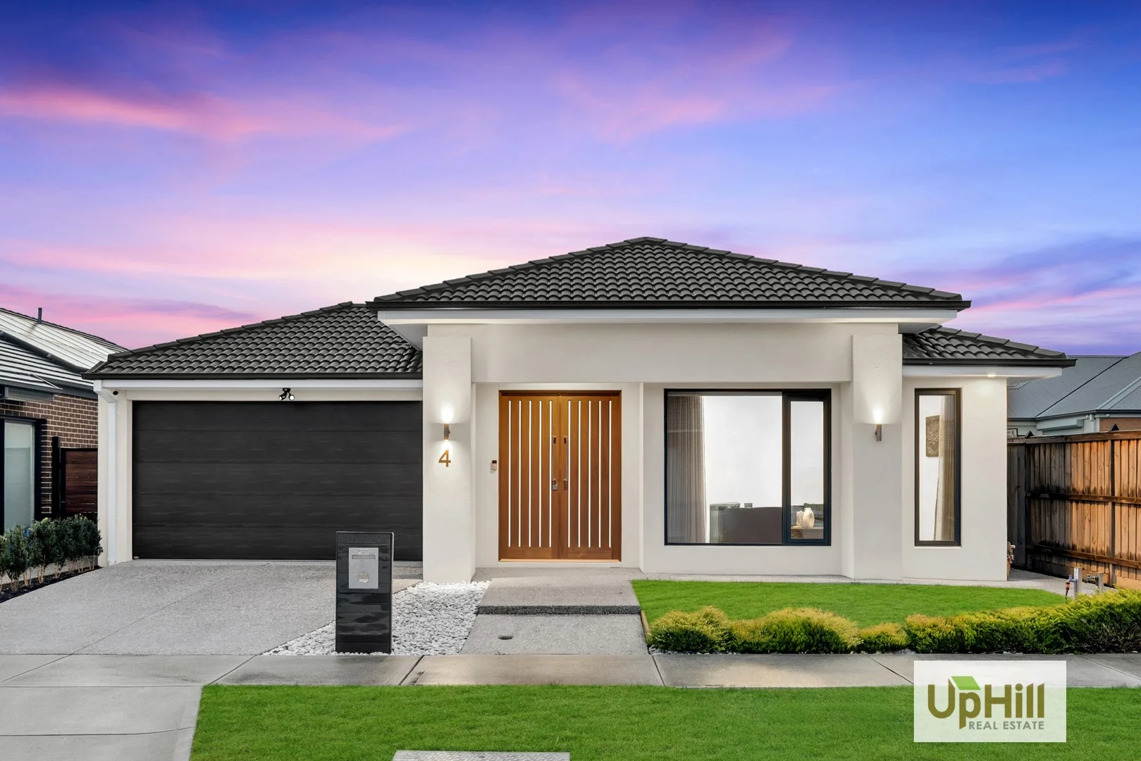 4 Niloma Street, Clyde North VIC 3978