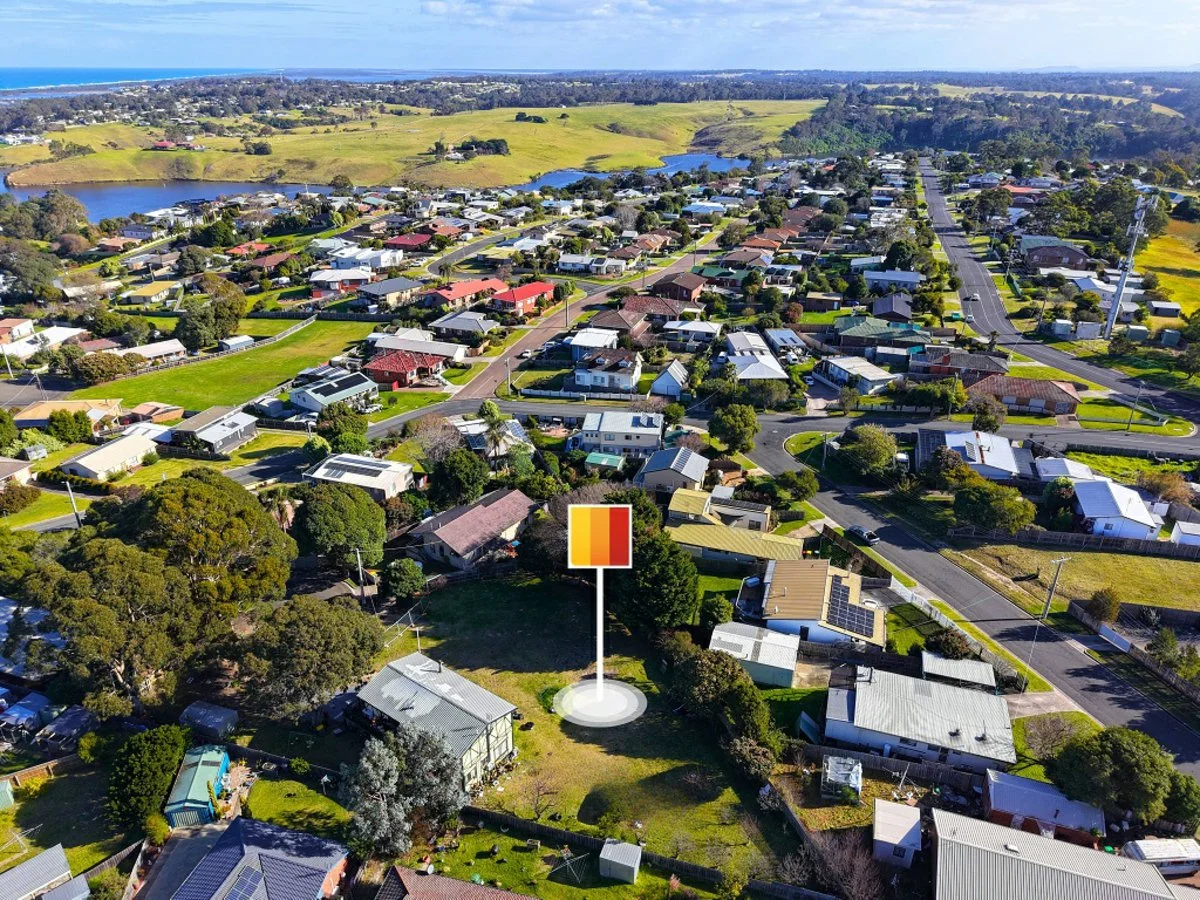 Additional image 3 of 1/3 Roslyn Court, Lakes Entrance VIC 3909