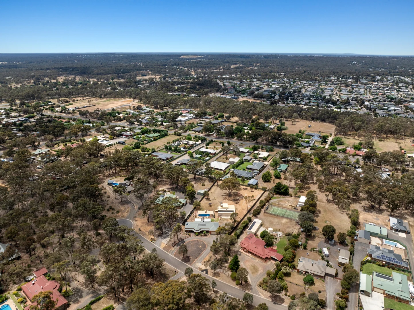 Additional image 4 of 2 and 3/12 Yvonne Court, Maiden Gully VIC 3551