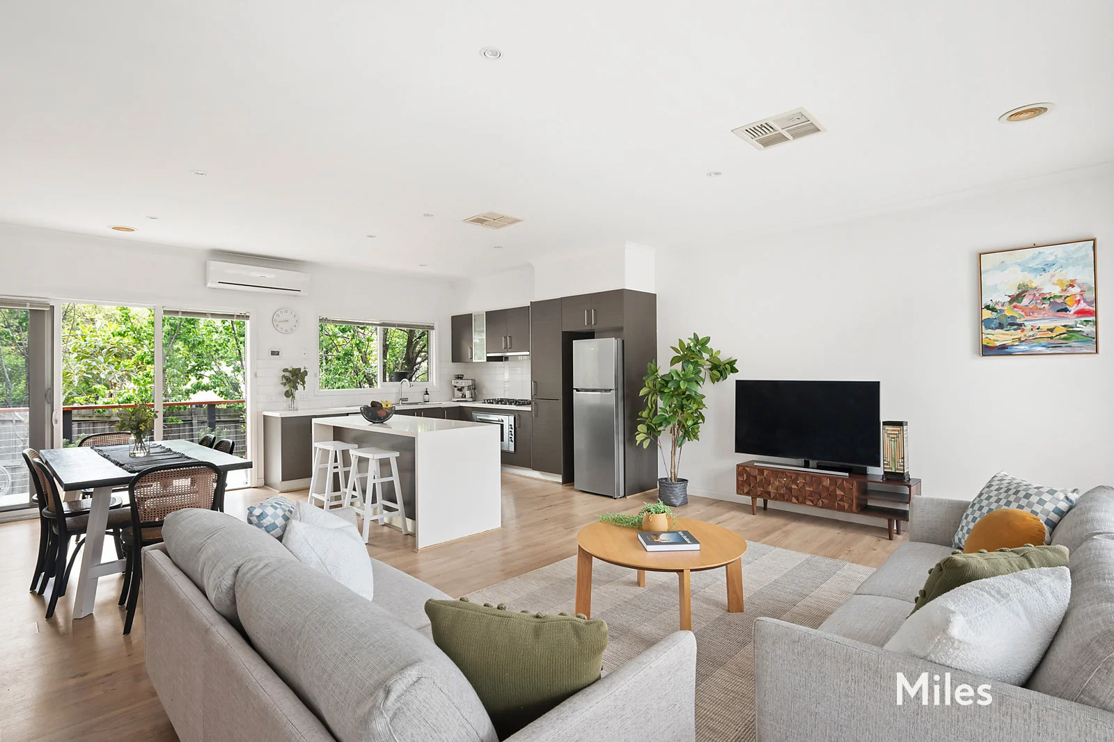 Additional image 3 of 2/151 Ellesmere Parade, Rosanna VIC 3084