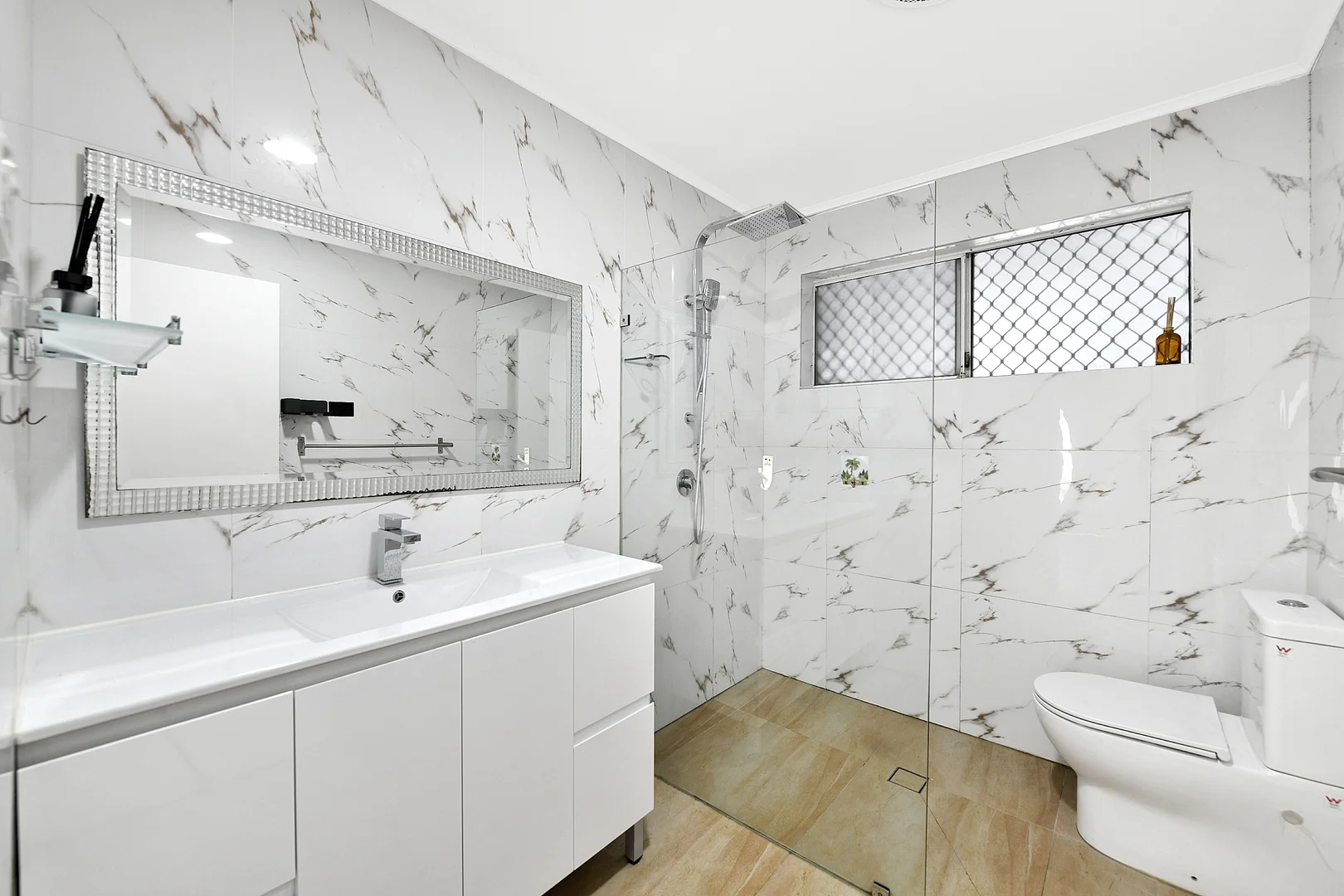 Additional image 6 of 3 Gilliver Crescent, Greenacre NSW 2190