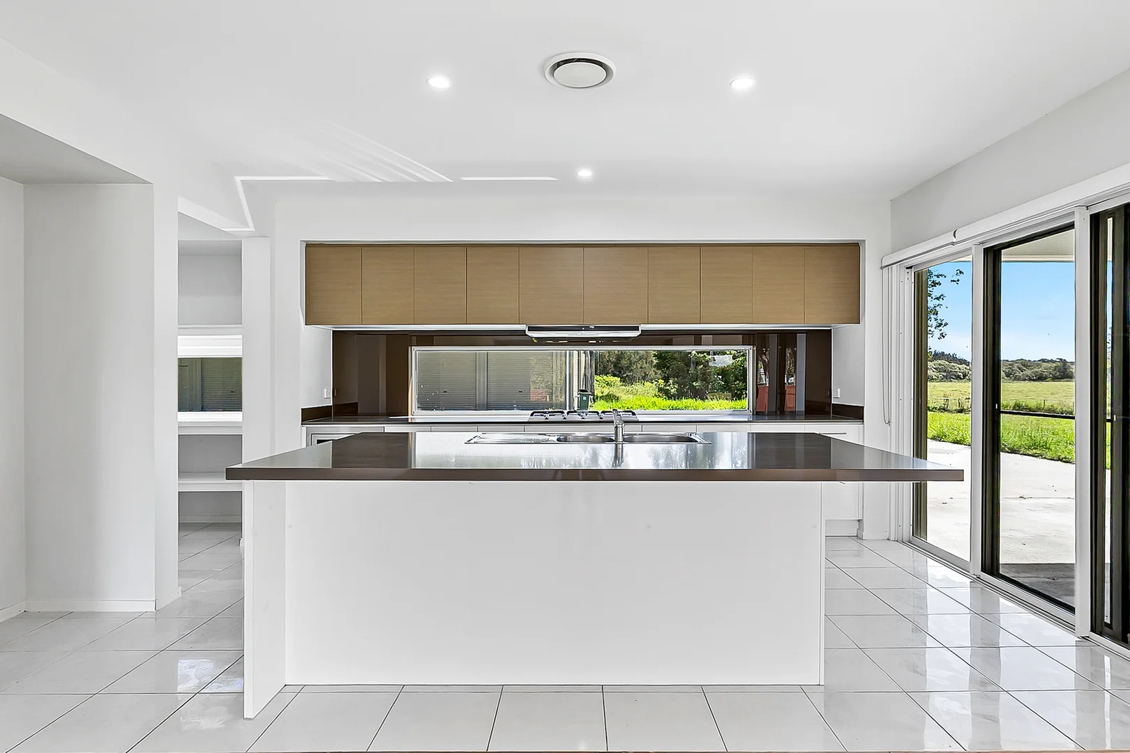 Additional image 10 of 632 Beachmere Road, Beachmere QLD 4510