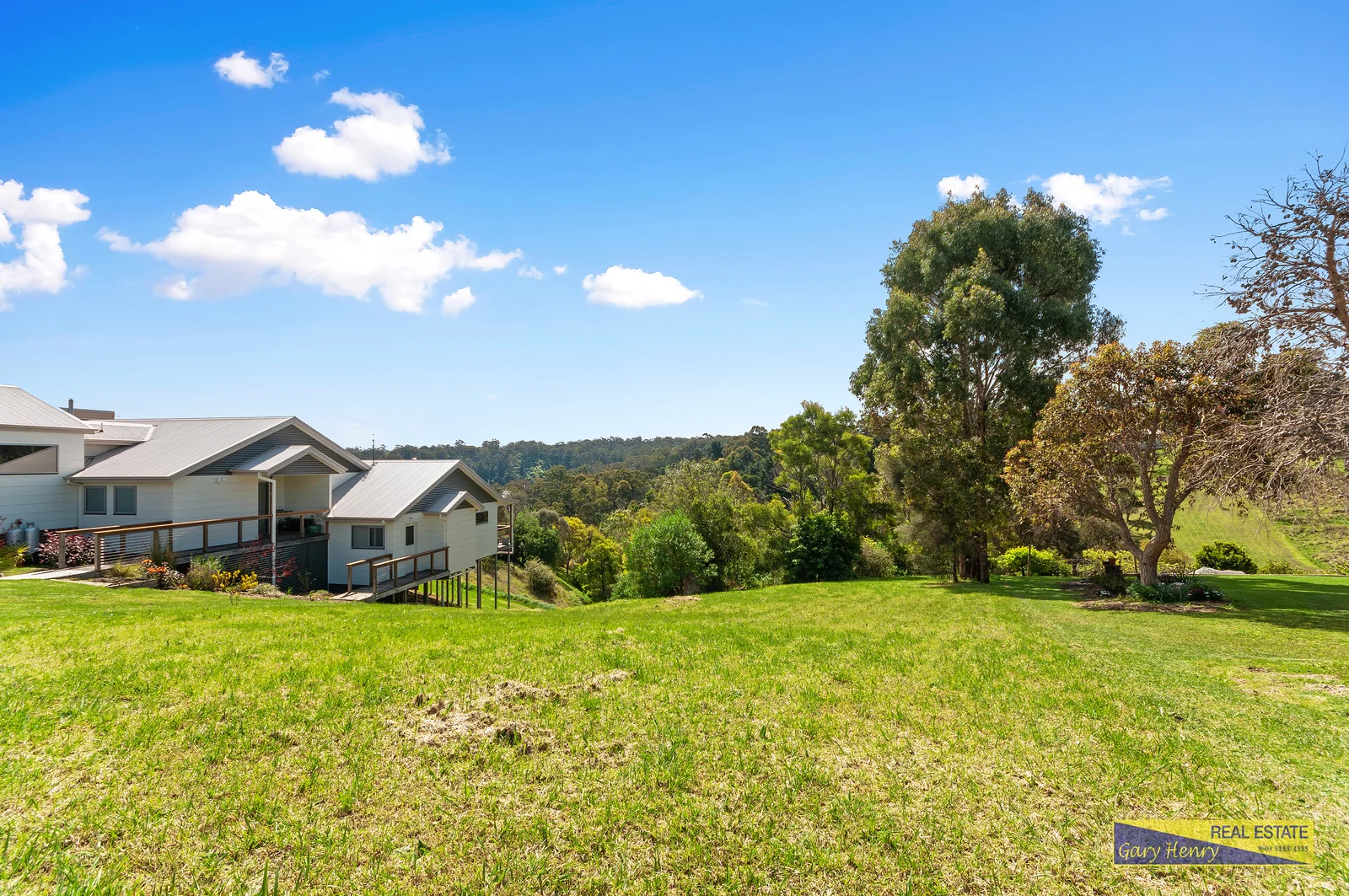 Additional image 10 of 6 The Balcony, Lakes Entrance VIC 3909