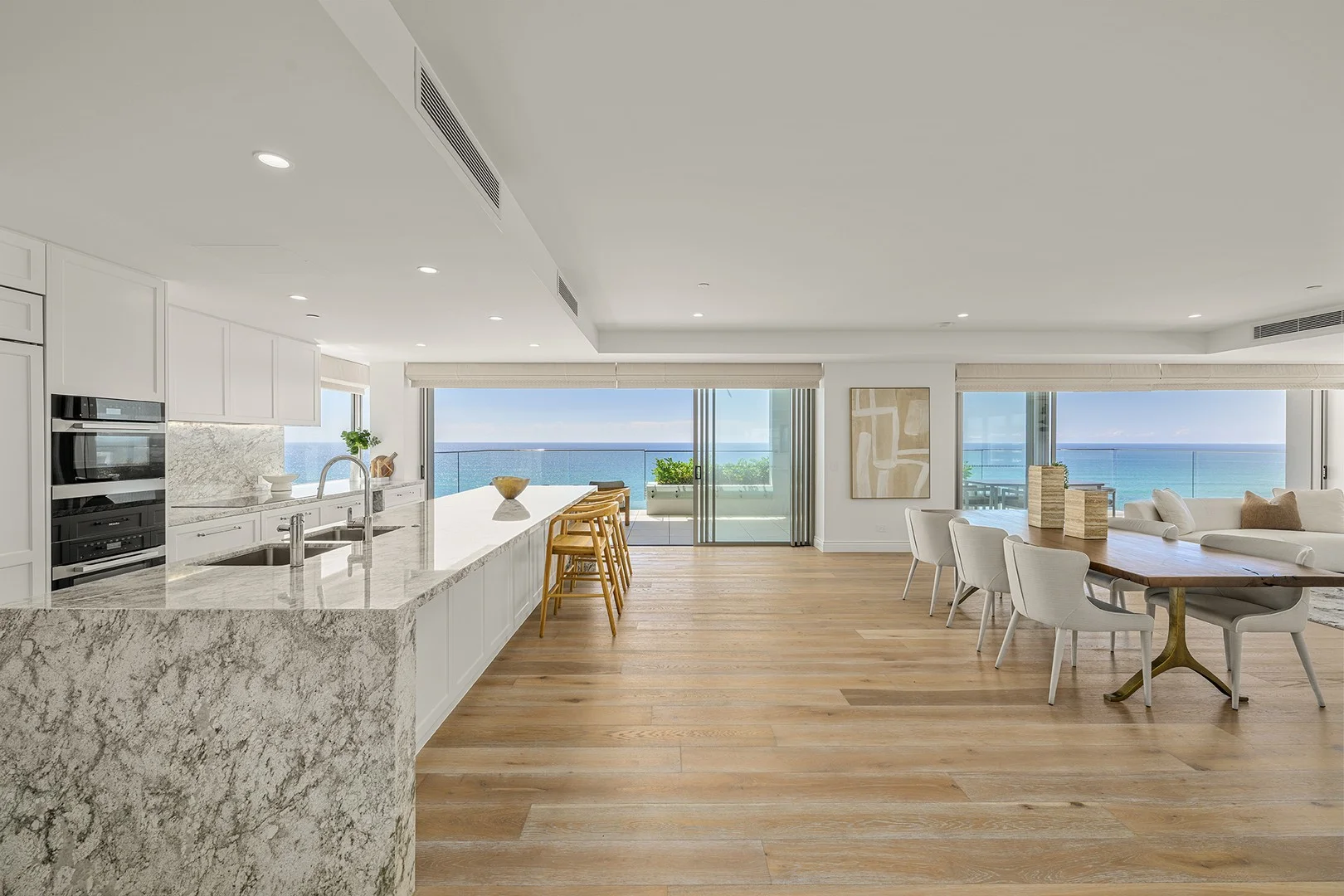 Additional image 2 of 701/468 The Esplanade, Palm Beach QLD 4221