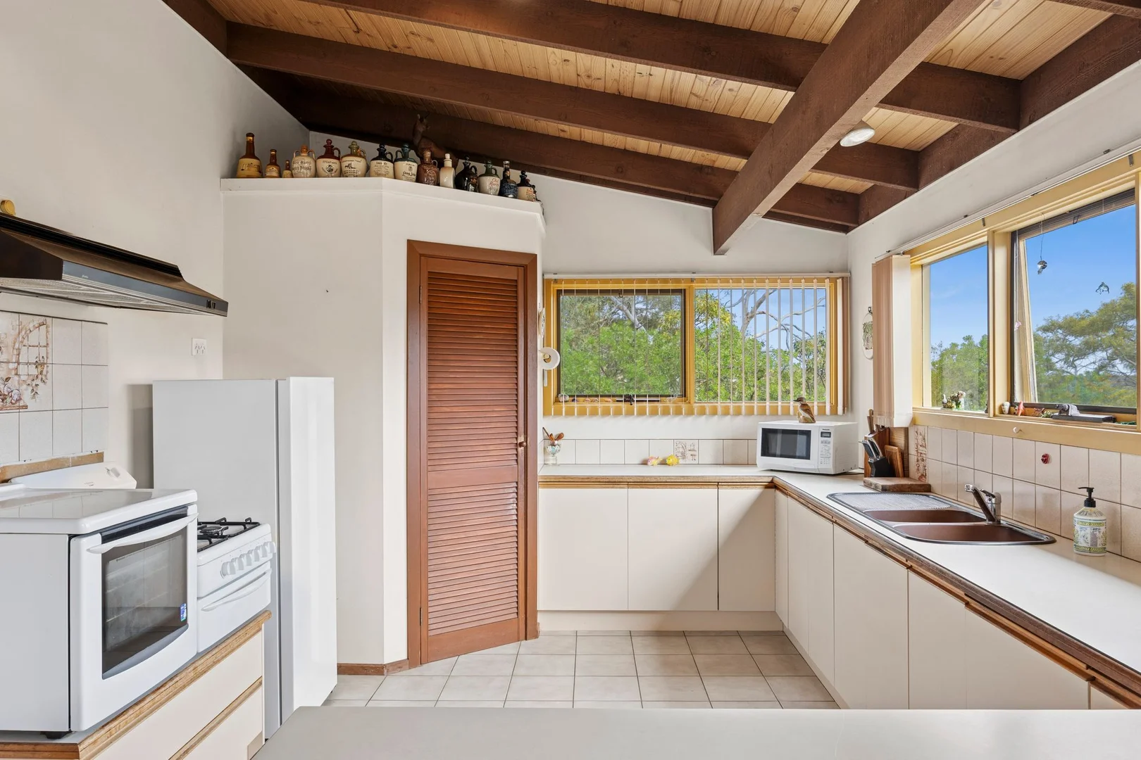 Additional image 7 of 48 Bambra Road, Aireys Inlet VIC 3231