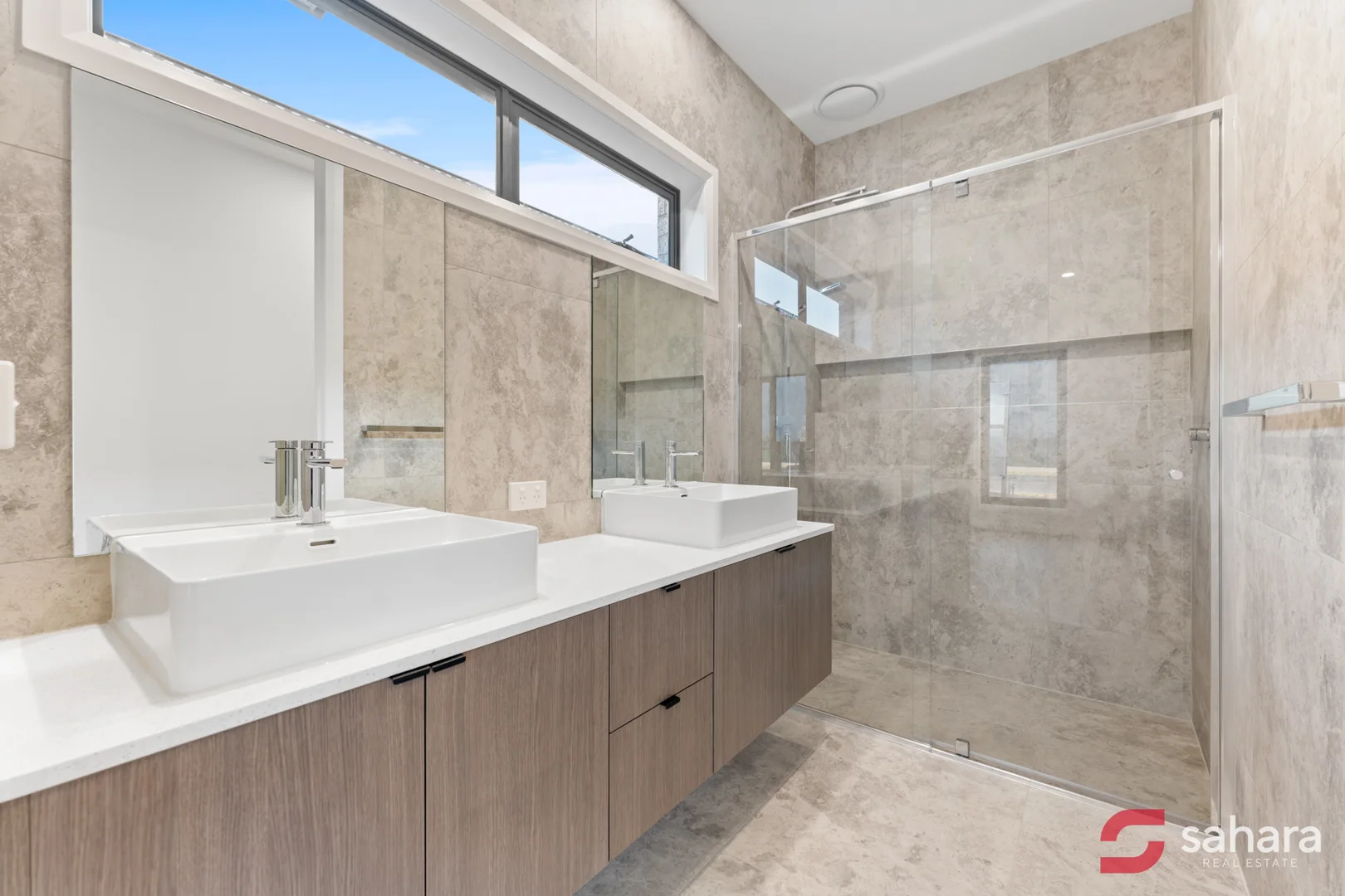 Additional image 2 of 65 CASTELLO DRIVE, Deanside VIC 3336