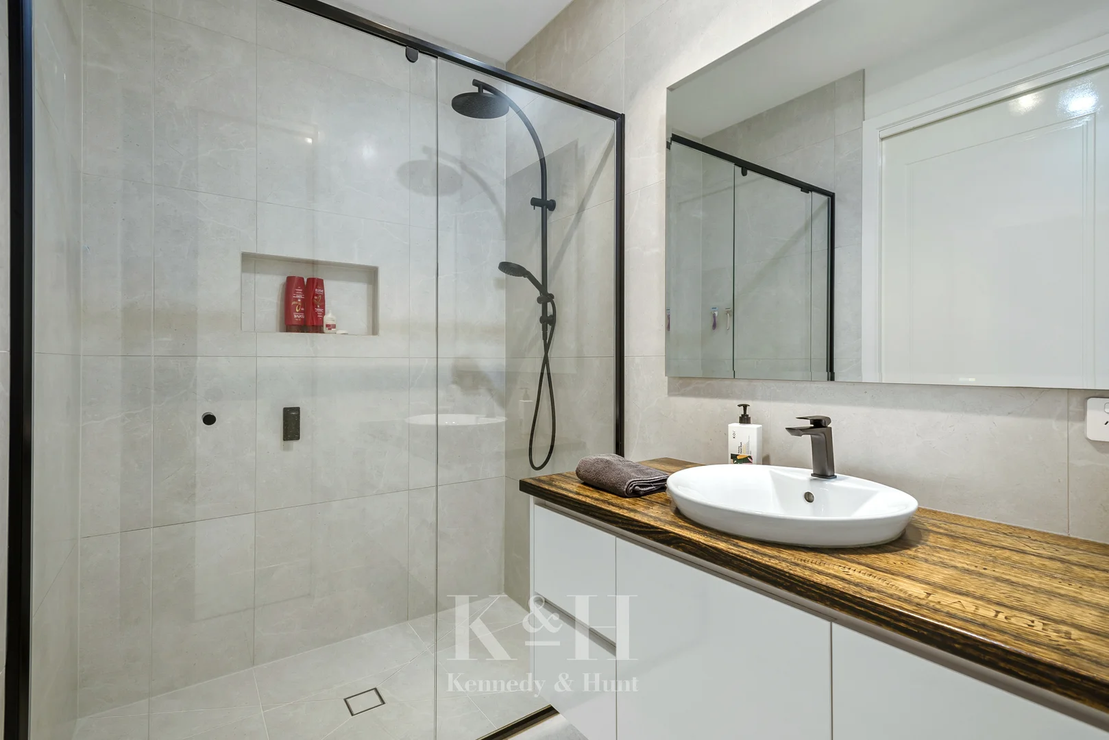 Additional image 9 of 12 Wilson Place, Gisborne VIC 3437