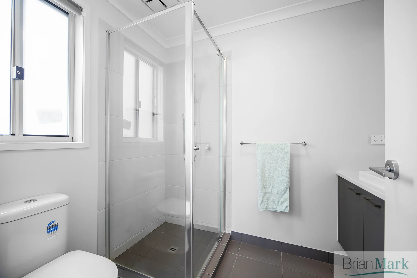 Additional image 12 of 6 Woodstock Drive, Eynesbury VIC 3338