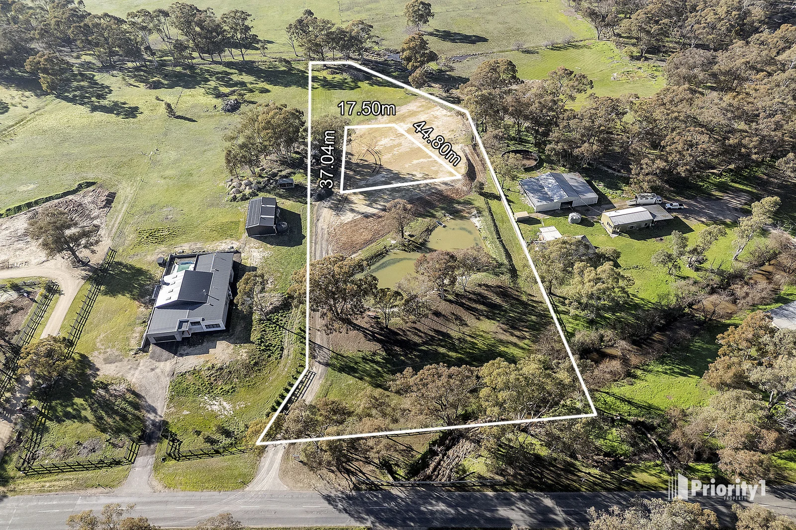 Additional image 4 of 36 Racecourse Road, Ascot VIC 3551