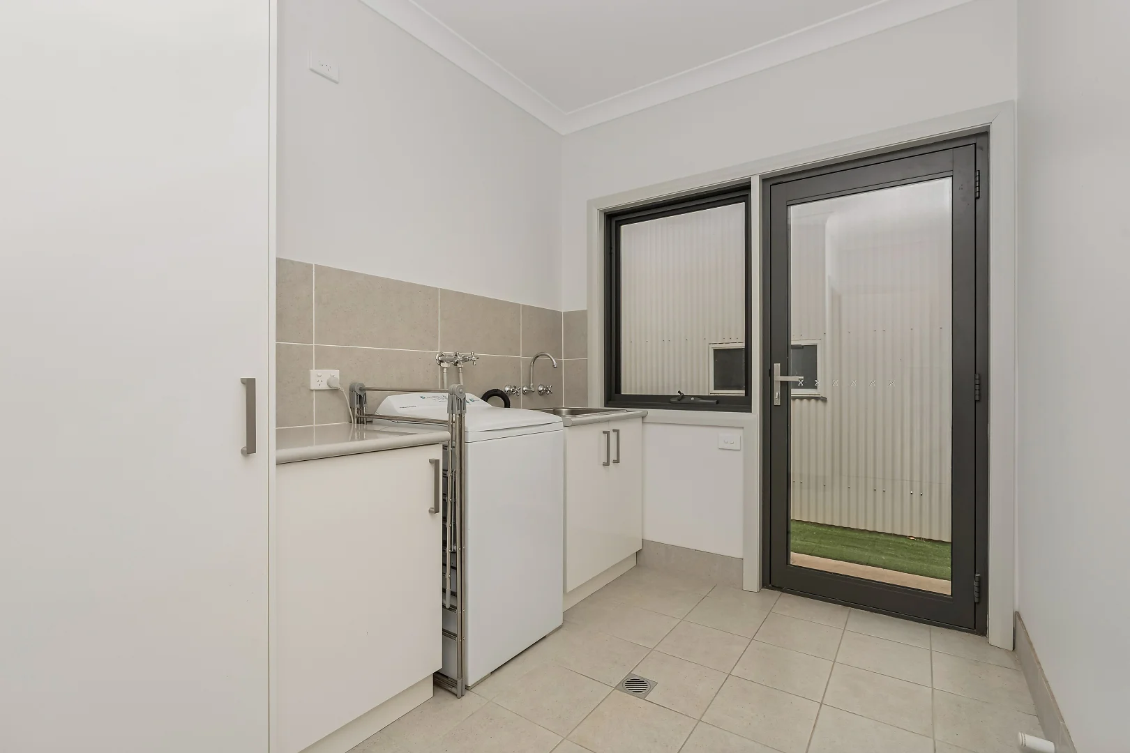 Additional image 15 of 58 Airport Street, Temora NSW 2666