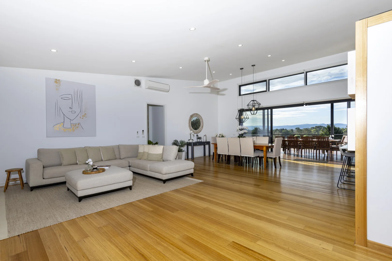 Additional image 7 of 5 Green Valley Drive, Drouin VIC 3818