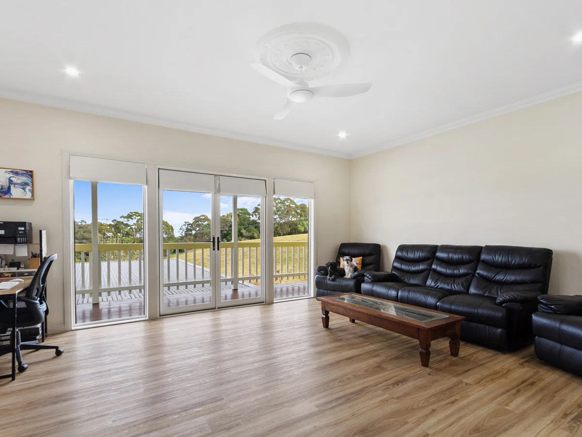 Additional image 15 of 9 Sea-Lakes Close, Lakes Entrance VIC 3909