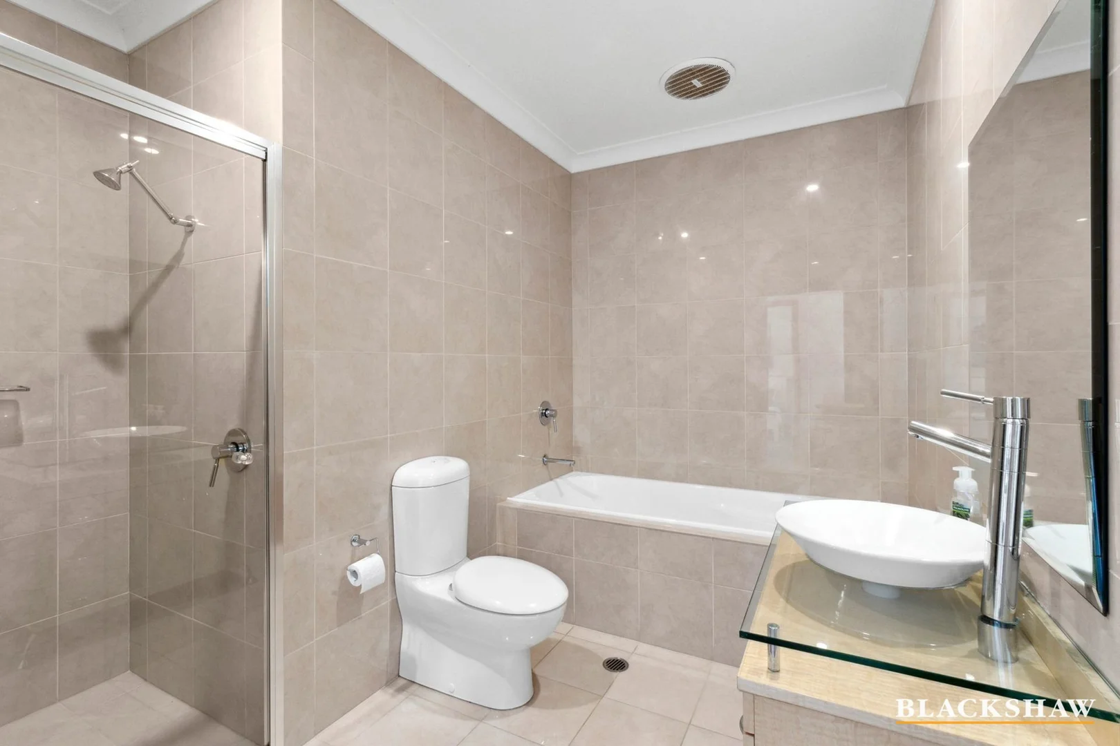 Additional image 20 of 398 Beach Road, Batehaven NSW 2536