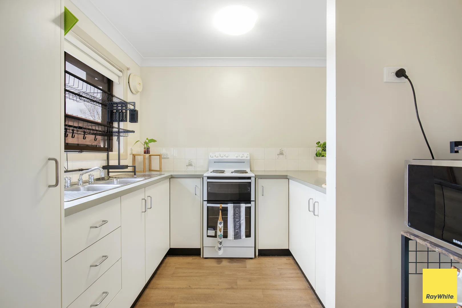 Additional image 3 of 31-35 Niagara Street, Armidale NSW 2350