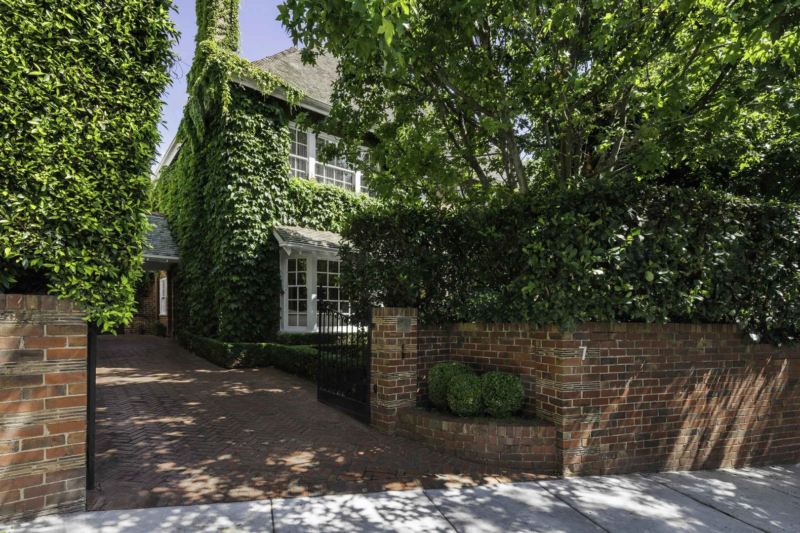 Additional image 2 of 7 Yarradale Road, Toorak VIC 3142