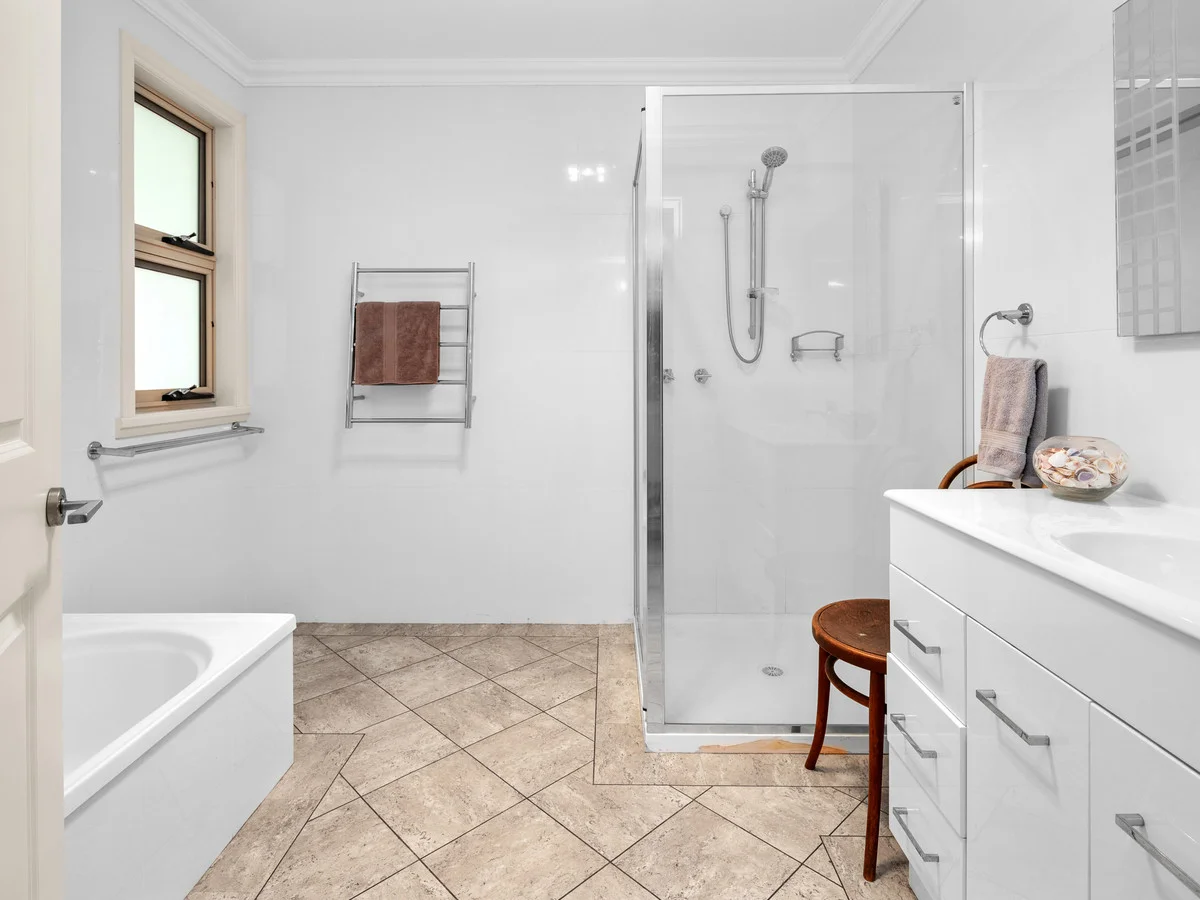 Additional image 15 of 12 Main Road, Binalong Bay TAS 7216