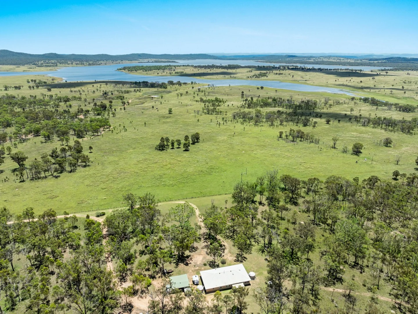 212 Woodhill Road, Leslie Dam QLD 4370