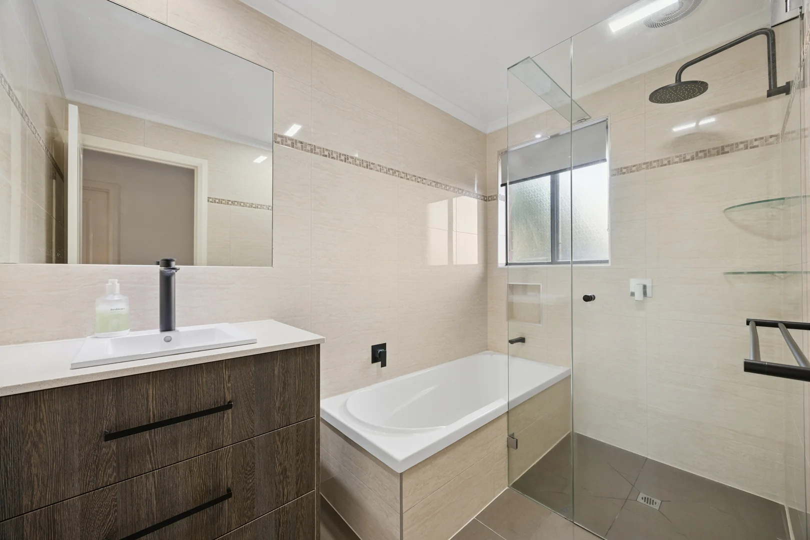 Additional image 12 of 18 Denahy Court, Aspendale Gardens VIC 3195