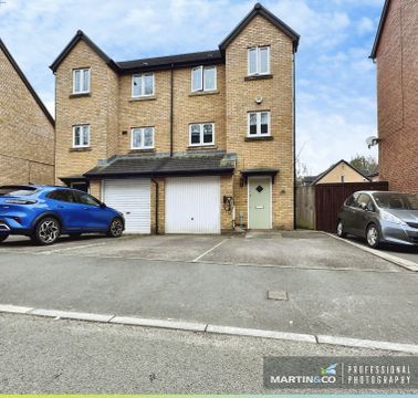 Whitworth Square, Whitchurch, Cardiff, Cardiff CF14
