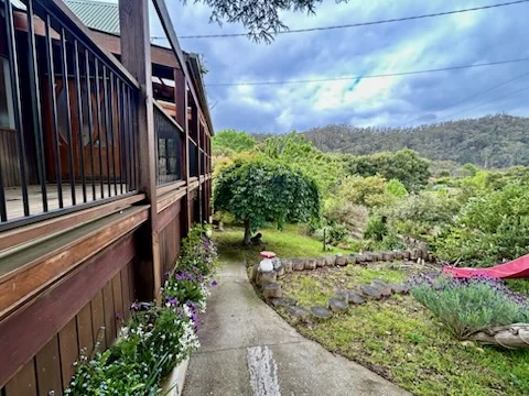 14 Albert Street, Blackwood VIC 3458