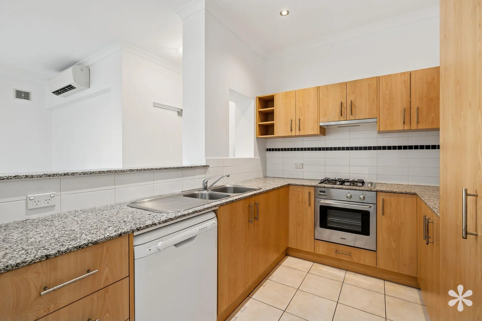 Additional image 4 of 7/134 Aberdeen Street, Northbridge WA 6003