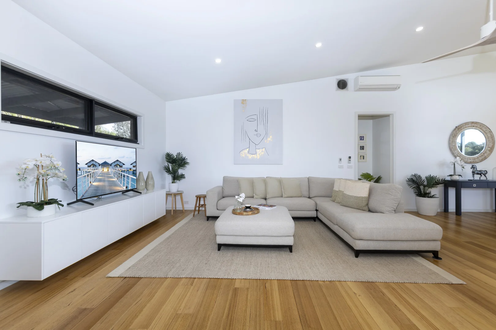 Additional image 6 of 5 Green Valley Drive, Drouin VIC 3818