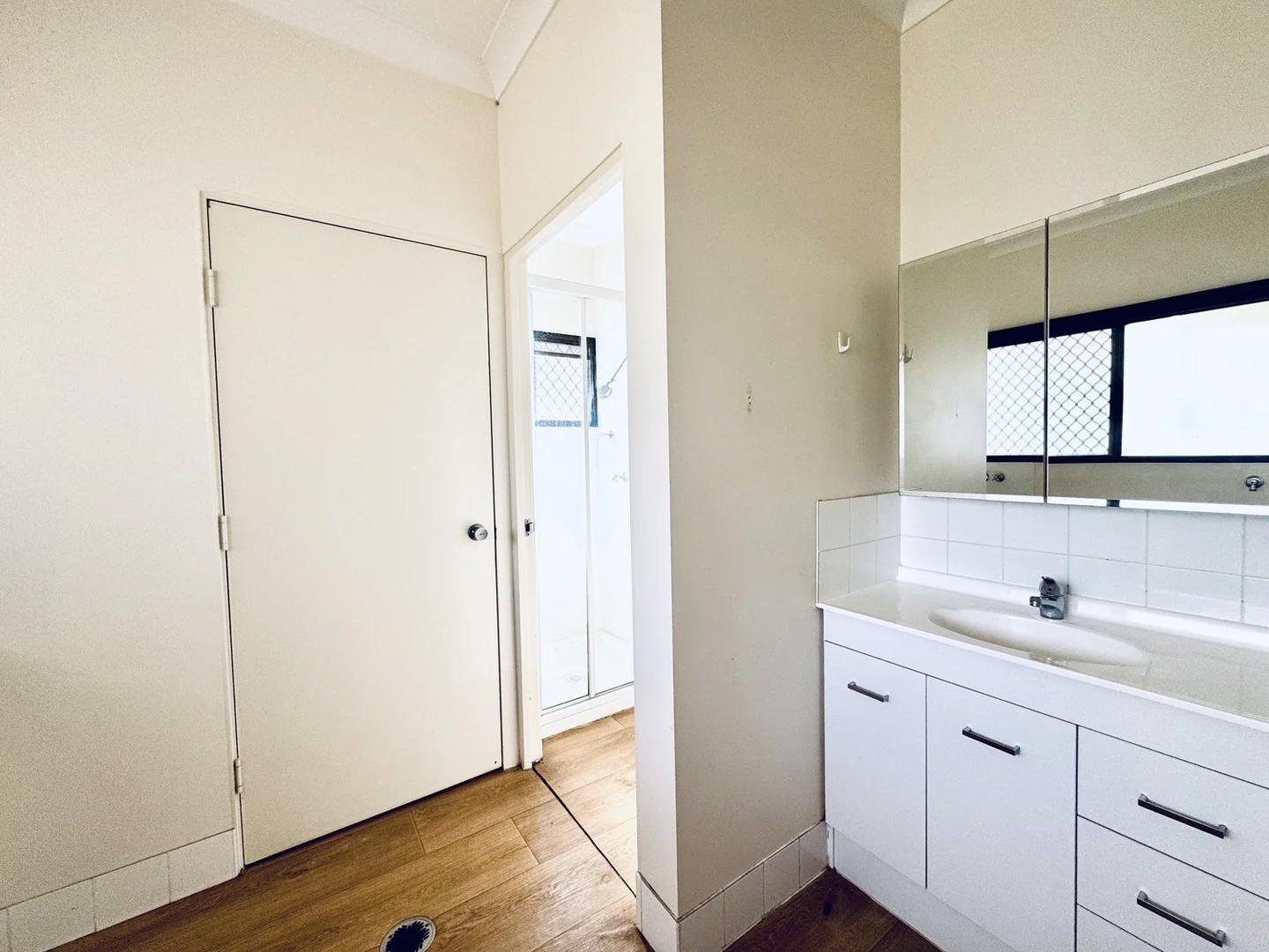 Additional image 20 of 89a and b MCCOOL Street, Moranbah QLD 4744