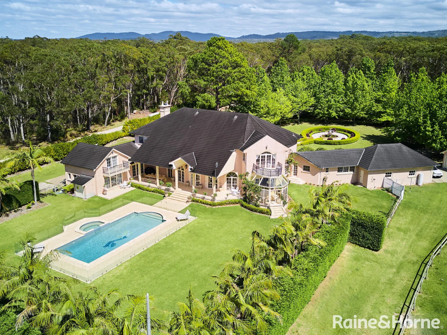 Additional image 3 of F279A Princes Highway 'Chateau Morrow', Burrill Lake NSW 2539