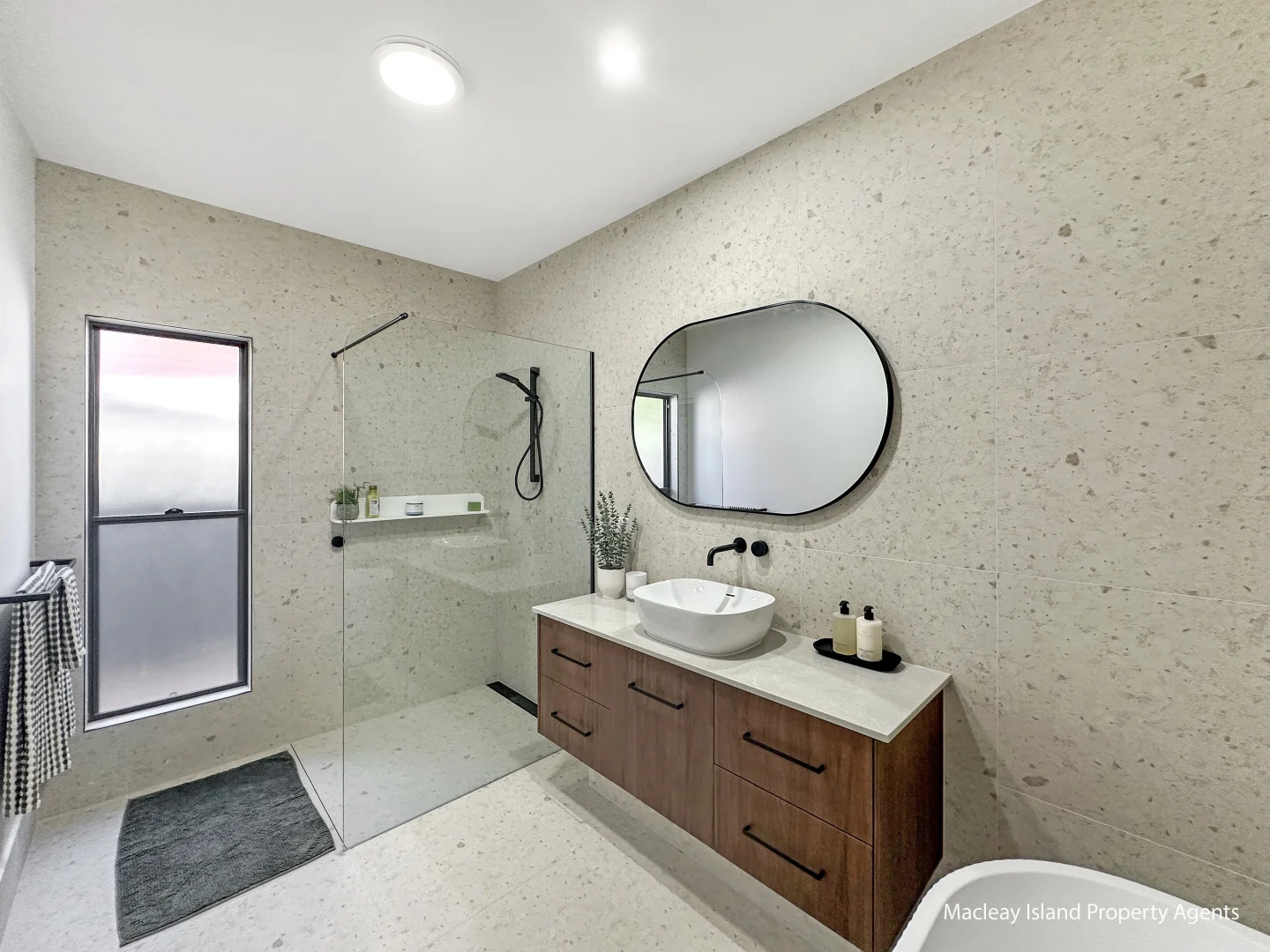 Additional image 24 of 25 Betty Street, Macleay Island QLD 4184