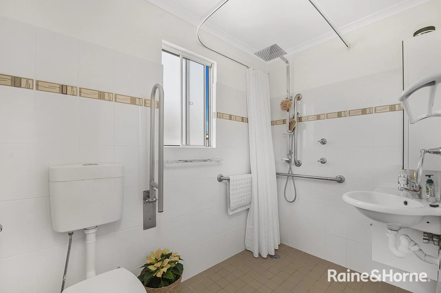 Additional image 11 of 80/81 Kalaroo Road, Redhead NSW 2290