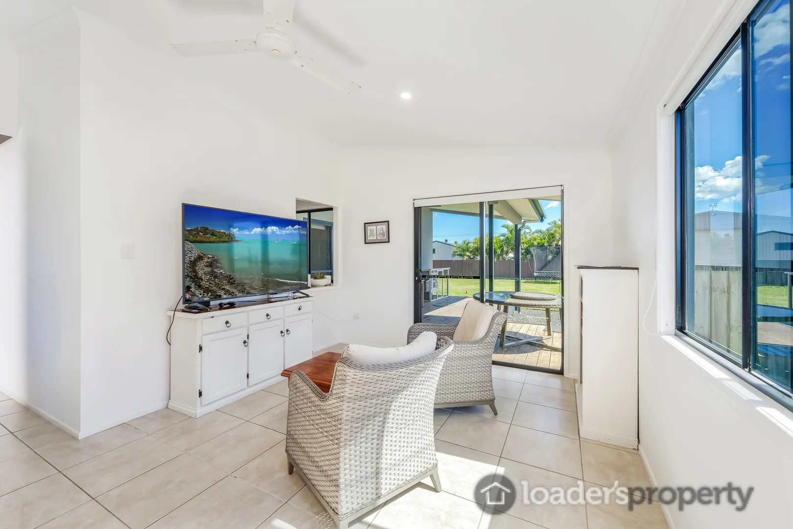 Additional image 11 of 3 Avalon Street, Burnett Heads QLD 4670