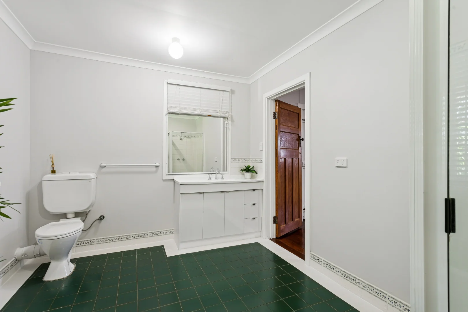 Additional image 29 of 127 Queens Road, South Guildford WA 6055