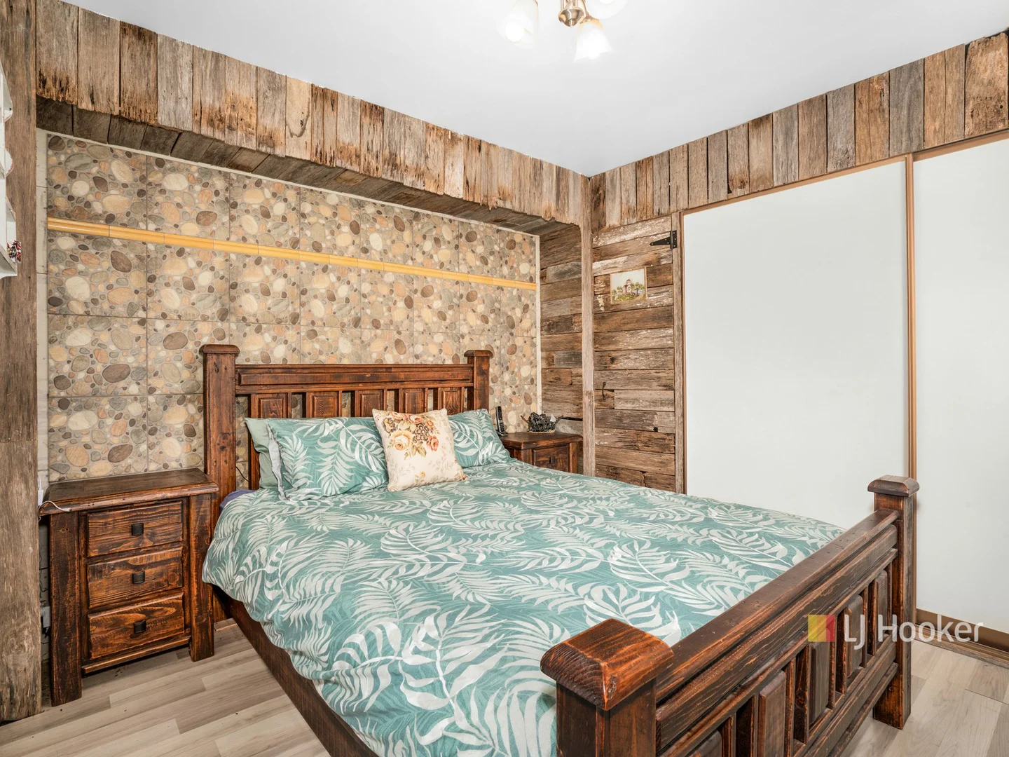 Additional image 23 of 7 Lake Barrington Road, Wilmot TAS 7310