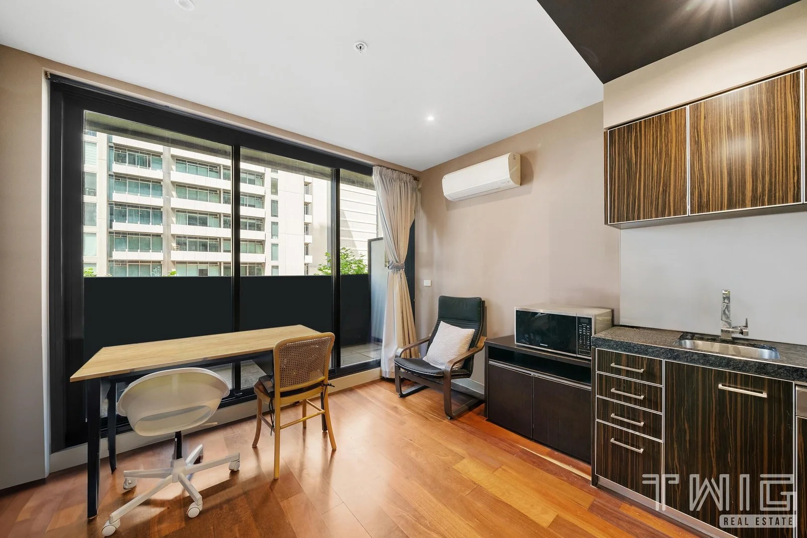 Additional image 2 of 517/228 A'Beckett Street, Melbourne VIC 3000