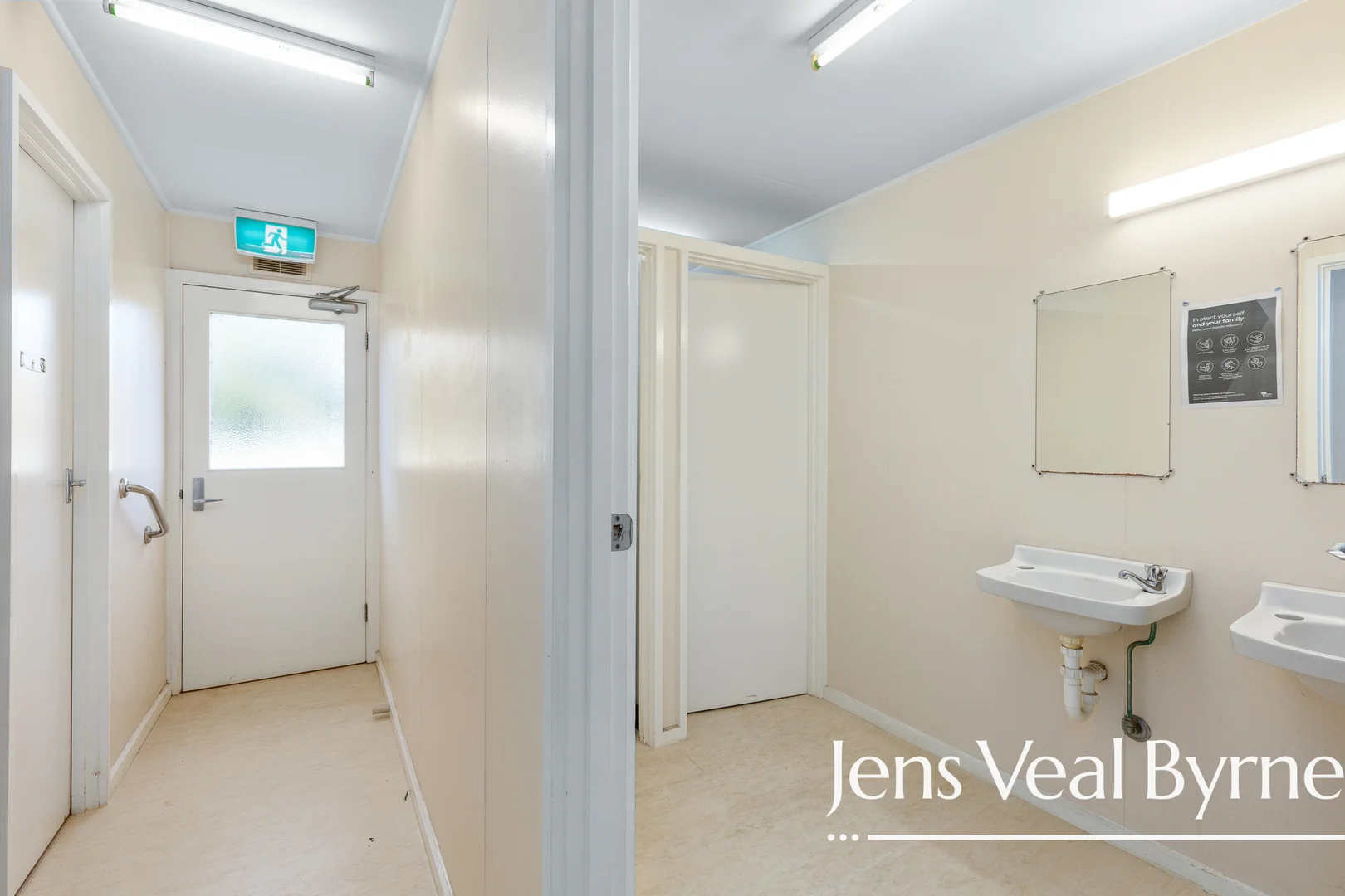 Additional image 14 of 304-306 Peel Street North, Black Hill VIC 3350