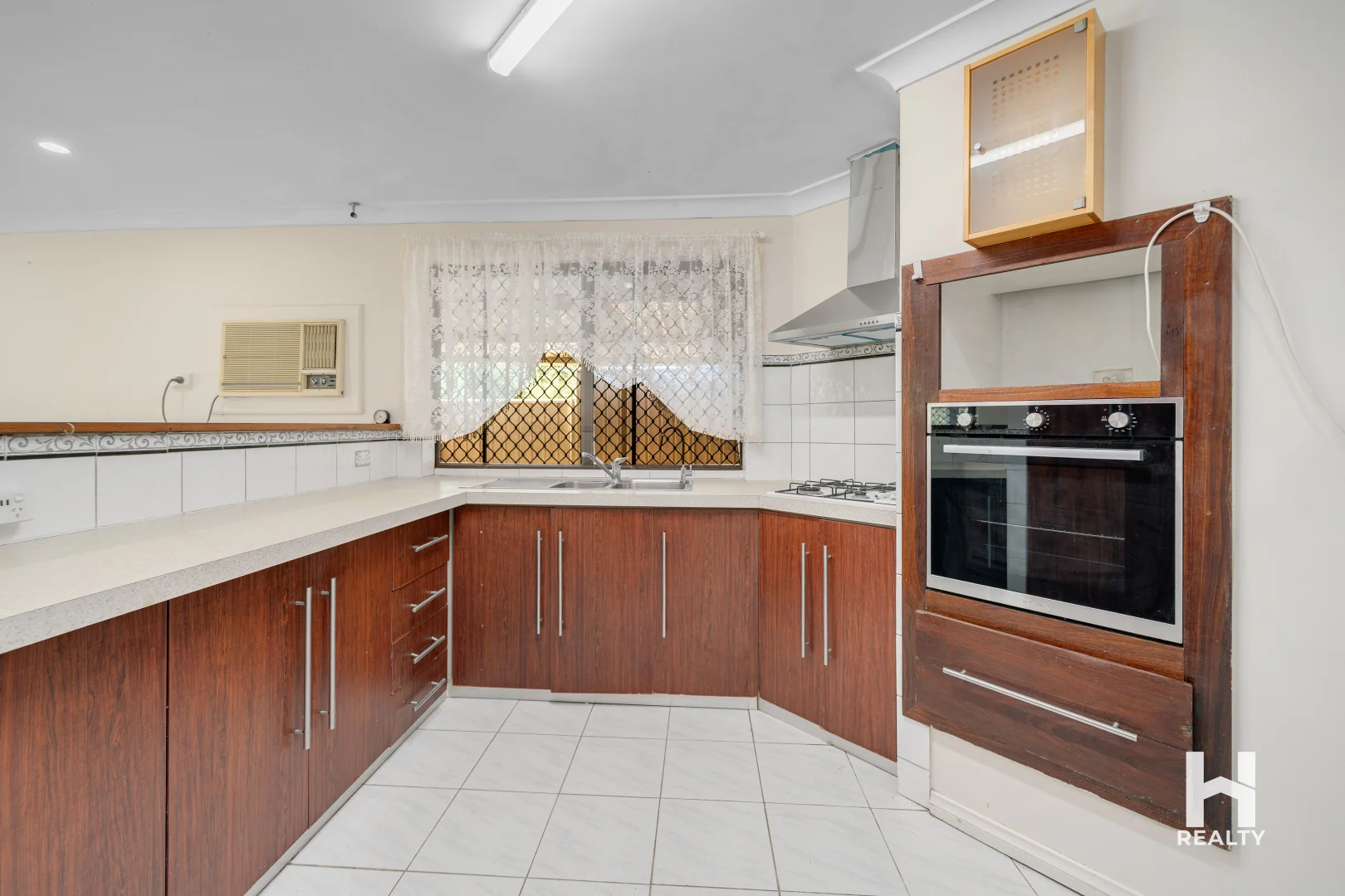 Additional image 6 of 42 Oakleaf Circle, Mirrabooka WA 6061