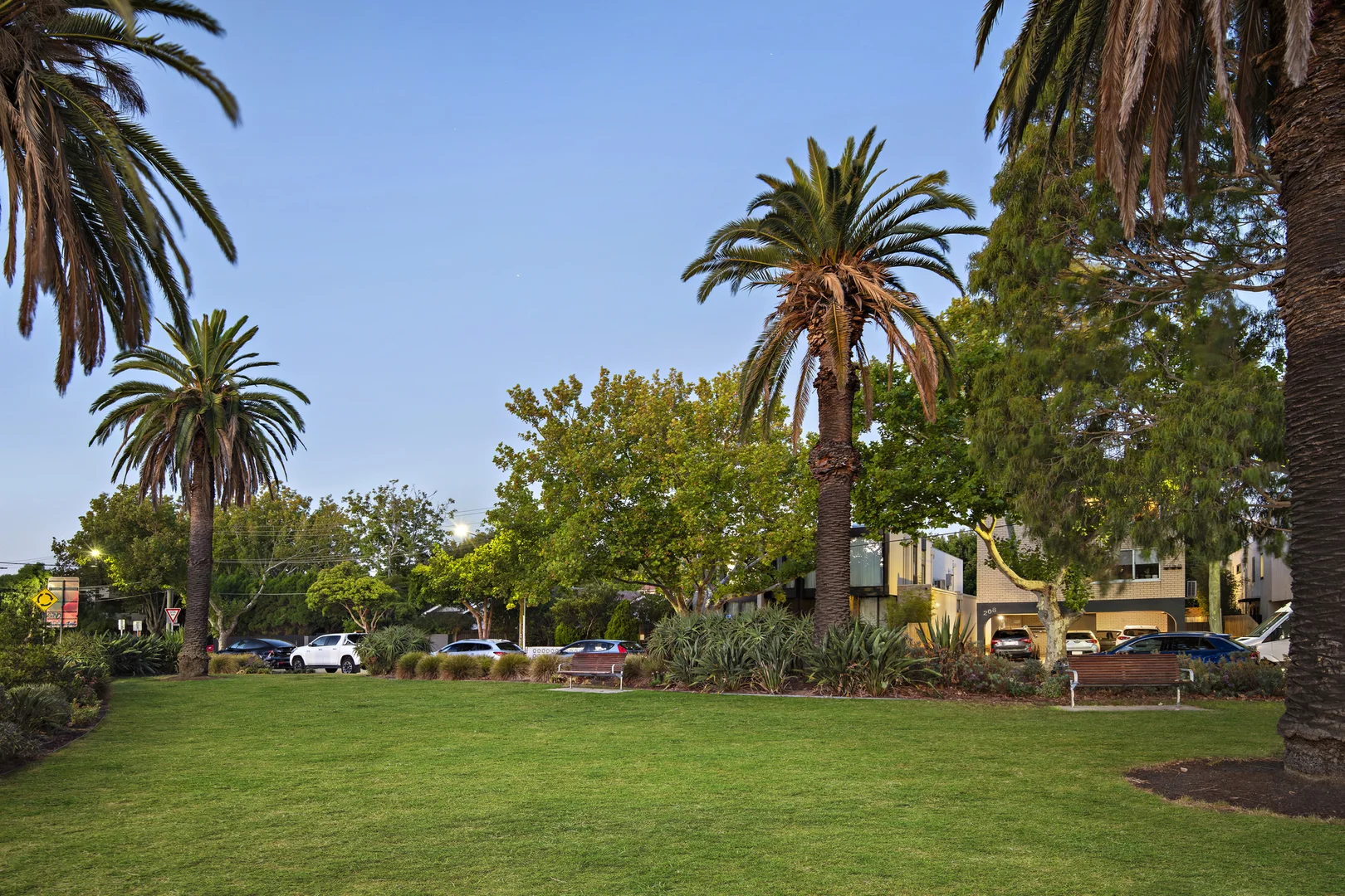 Additional image 9 of 2/208 Tennyson Street, Elwood VIC 3184