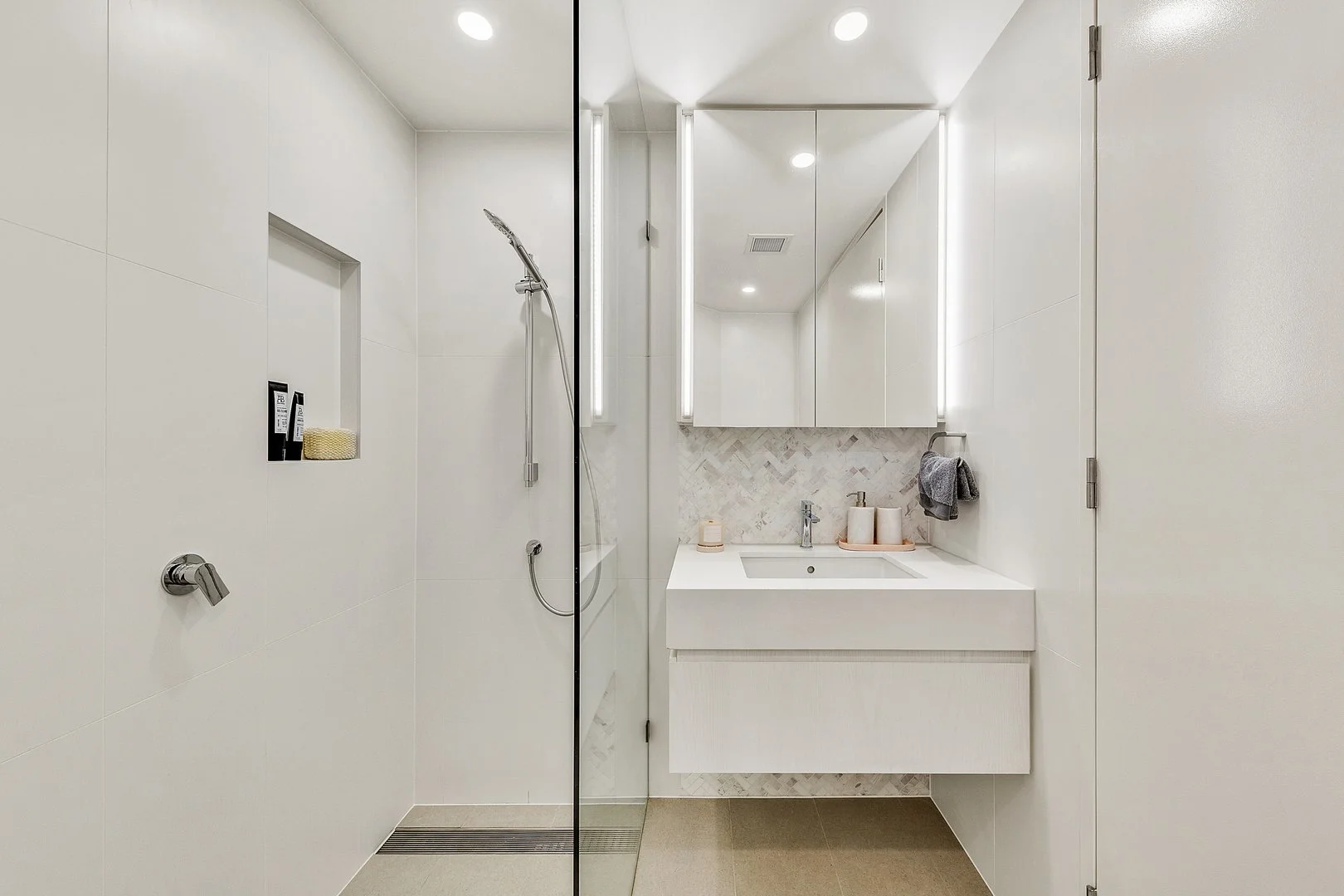 Additional image 26 of 27/7 State Circle, Forrest ACT 2603