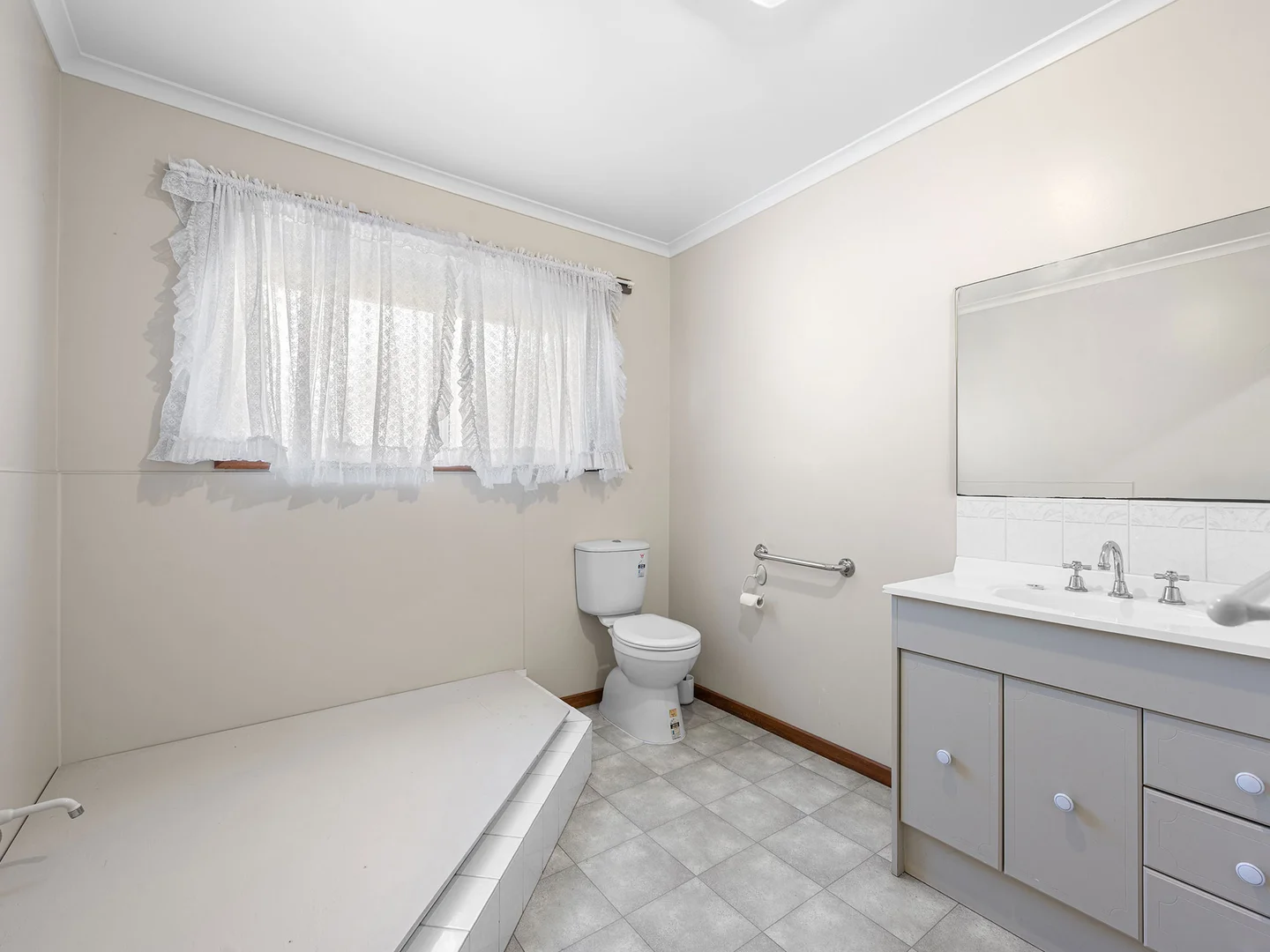Additional image 12 of 2 Baulch Crescent, Port Fairy VIC 3284
