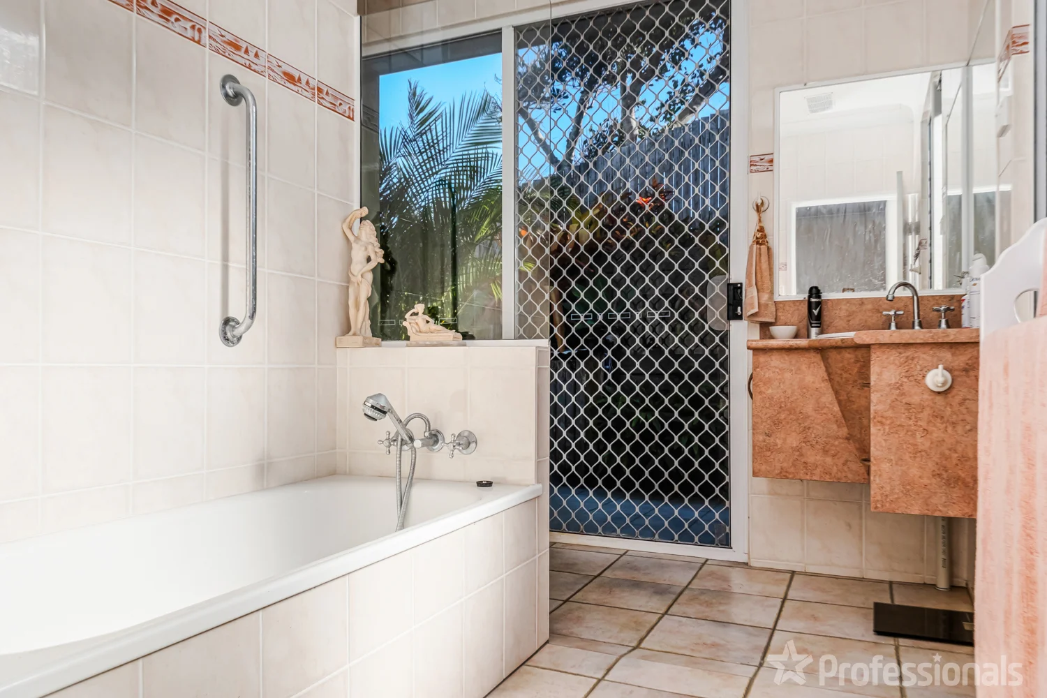 Additional image 13 of 2 Sophies Way, Zilzie QLD 4710