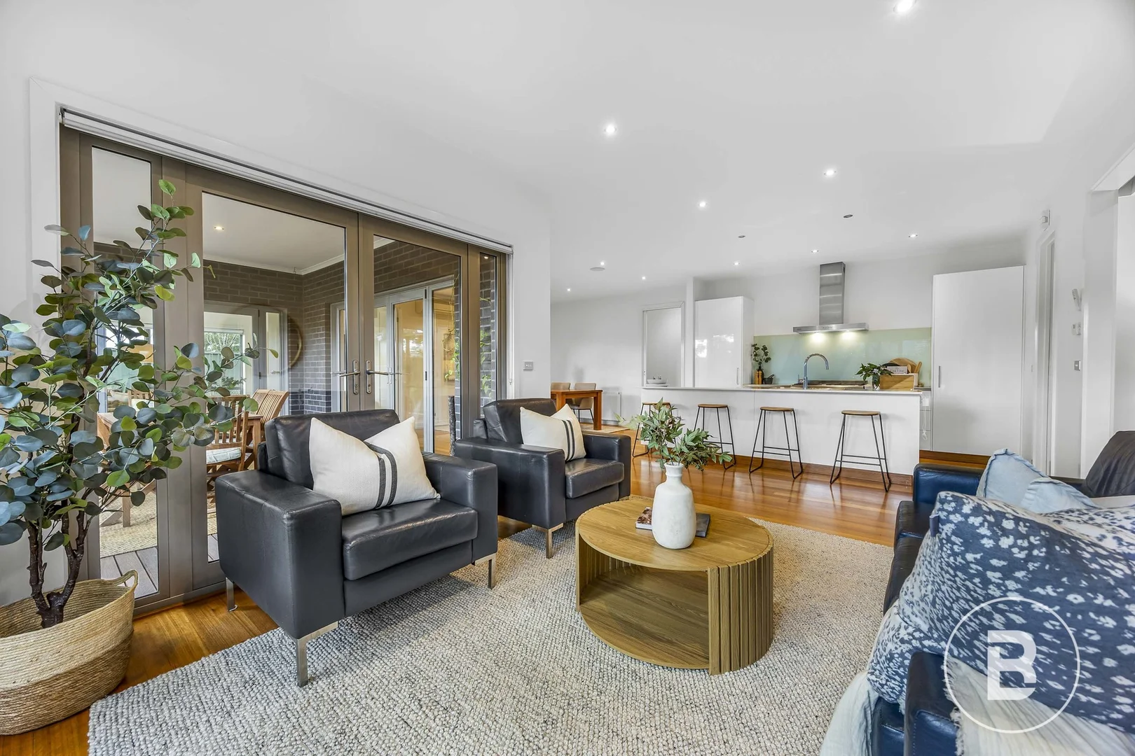 Additional image 10 of 42 Faversham Avenue, Lake Gardens VIC 3355