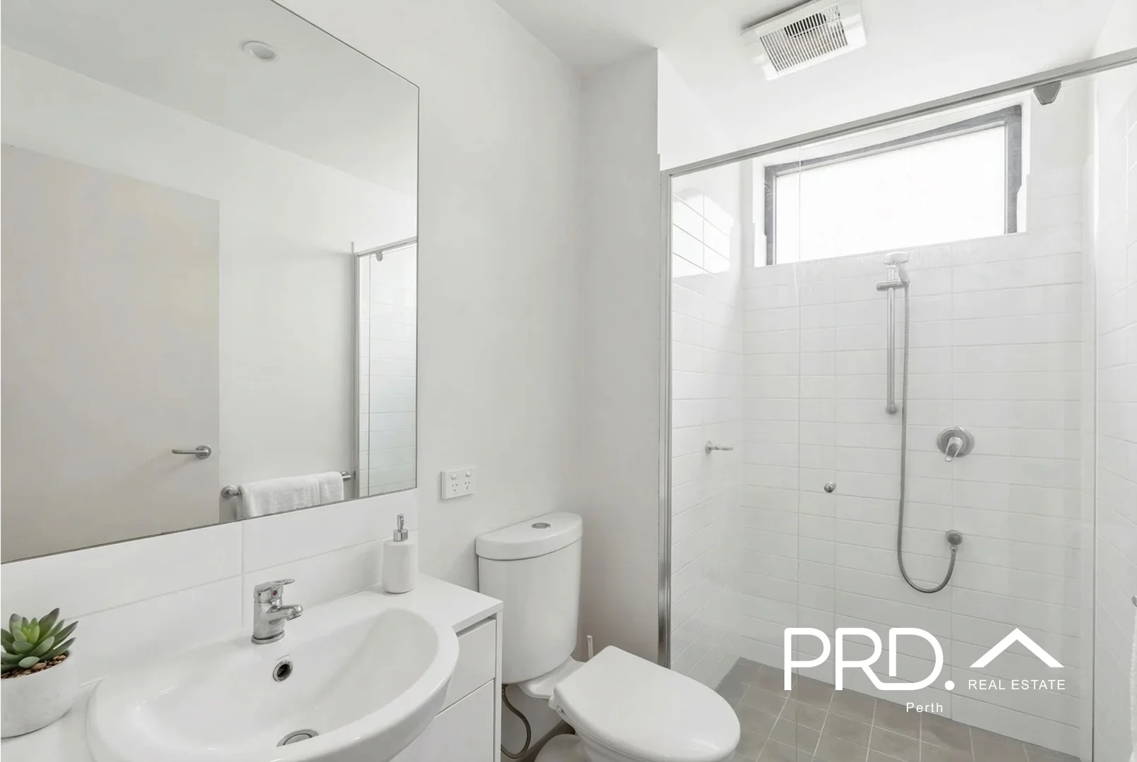 Additional image 16 of 15/2 Points Way, Cockburn Central WA 6164