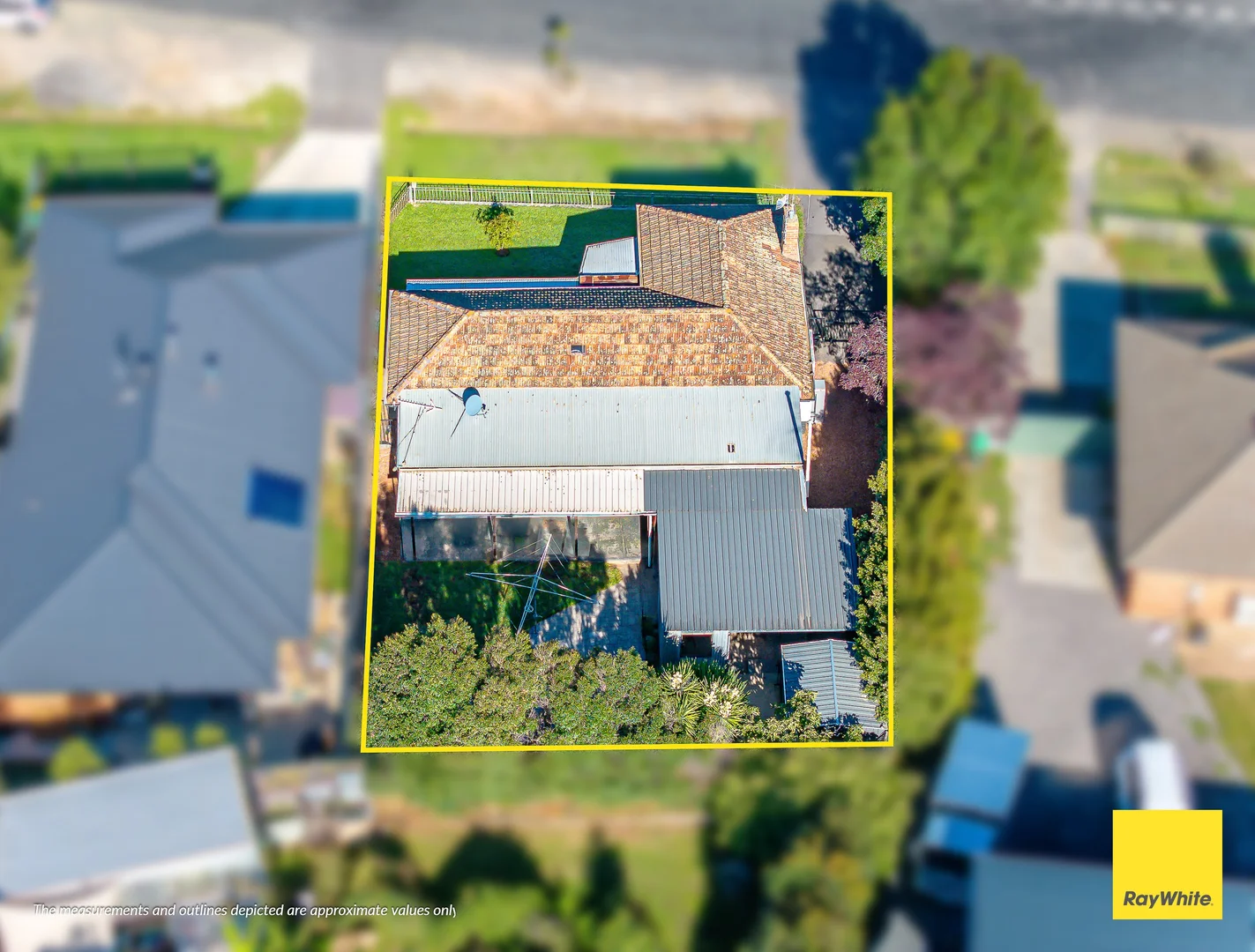 Additional image 20 of 18 Christian Street, California Gully VIC 3556