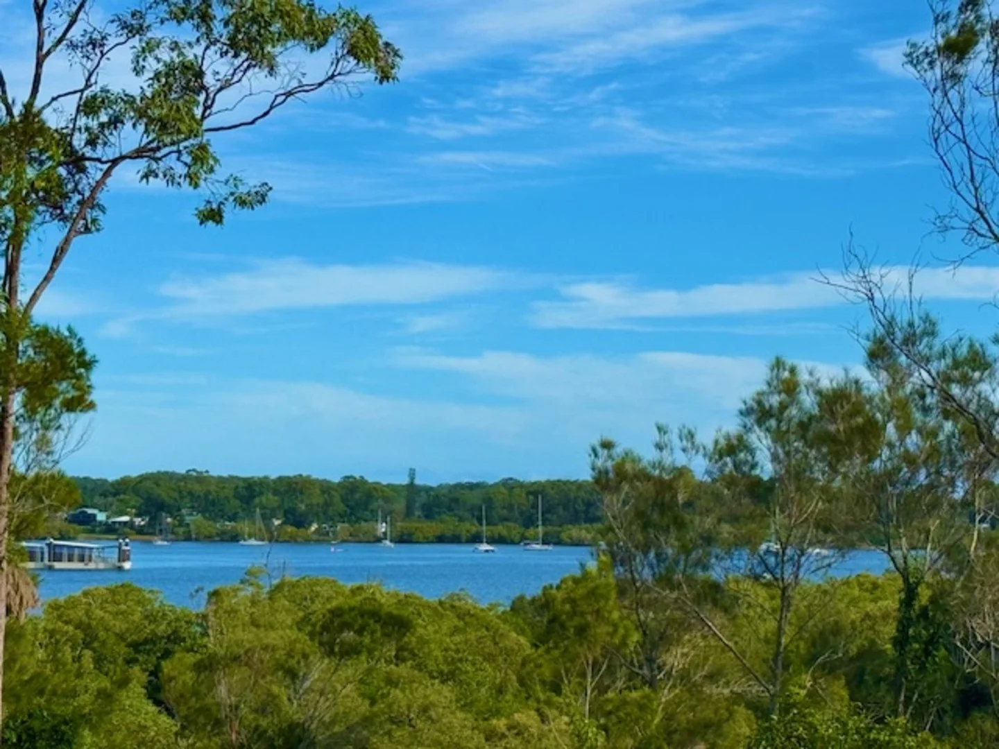 12 Deviot Street, Macleay Island QLD 4184