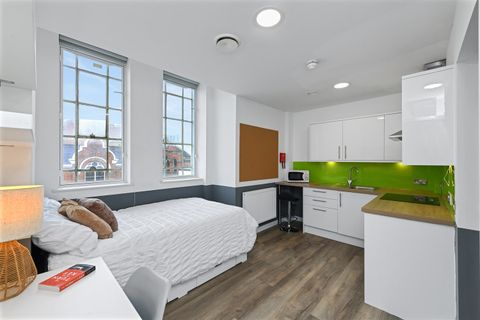 The Junction NG1, Studio to rent