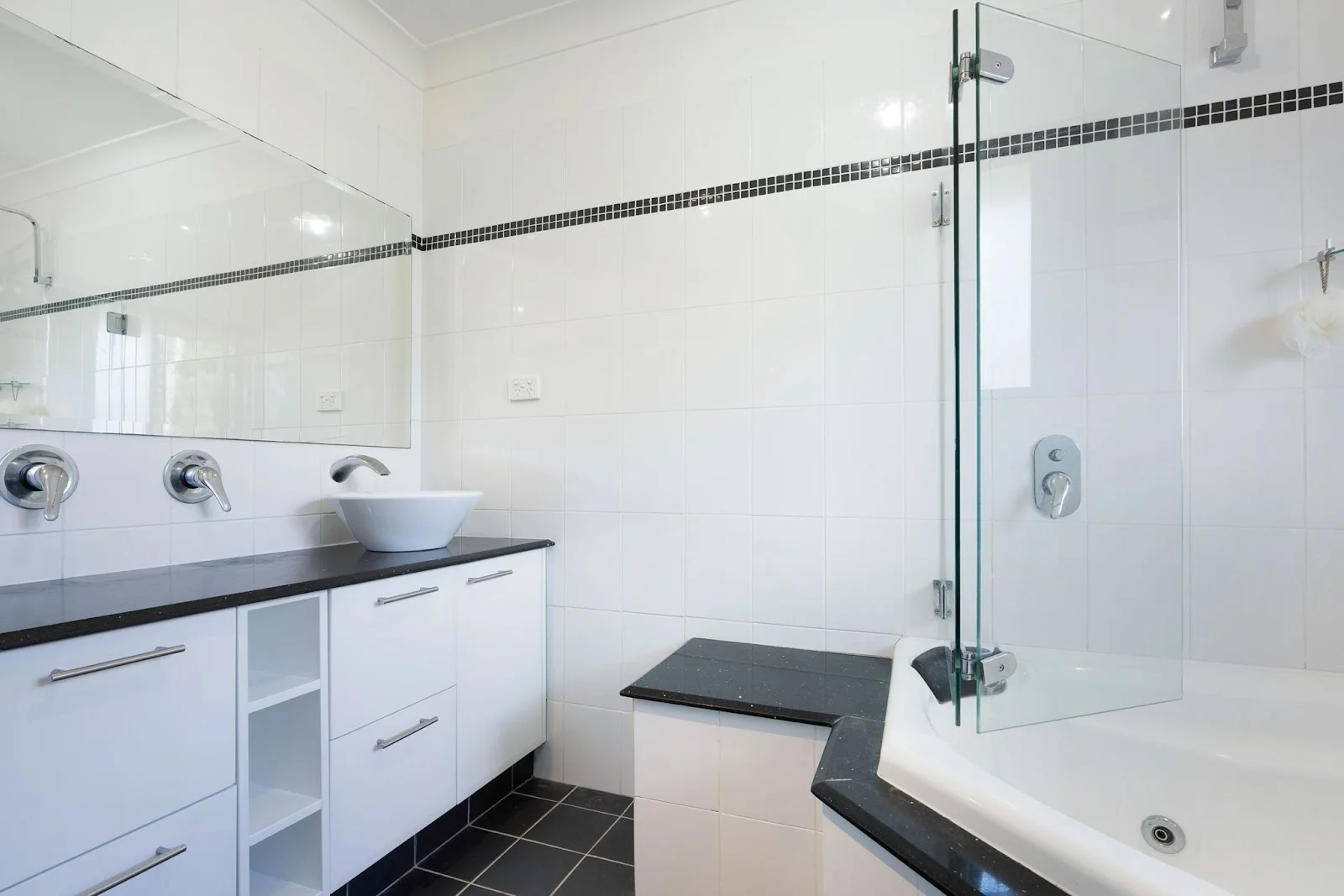 Additional image 16 of 10 Vista Road, Sunshine NSW 2264