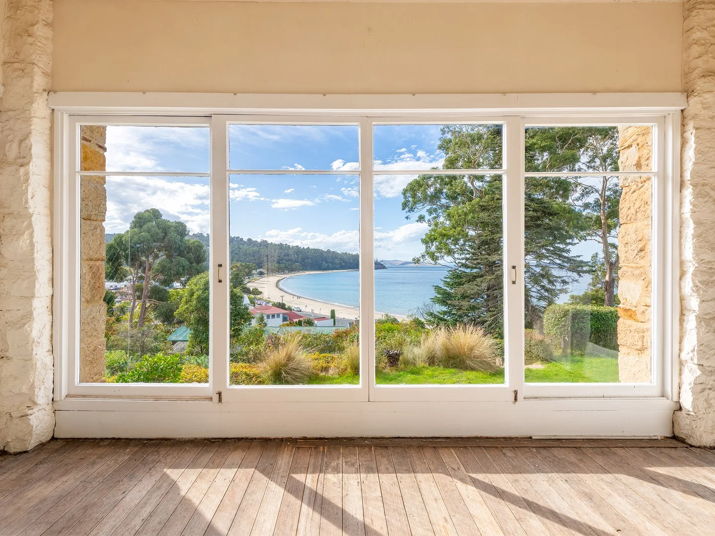 7 James Avenue, Kingston Beach TAS 7050