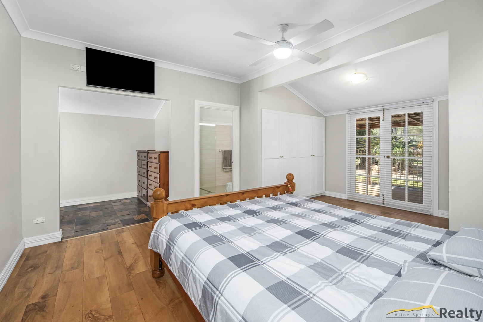 Additional image 11 of 230 Greatorex Road, Ilparpa NT 0873