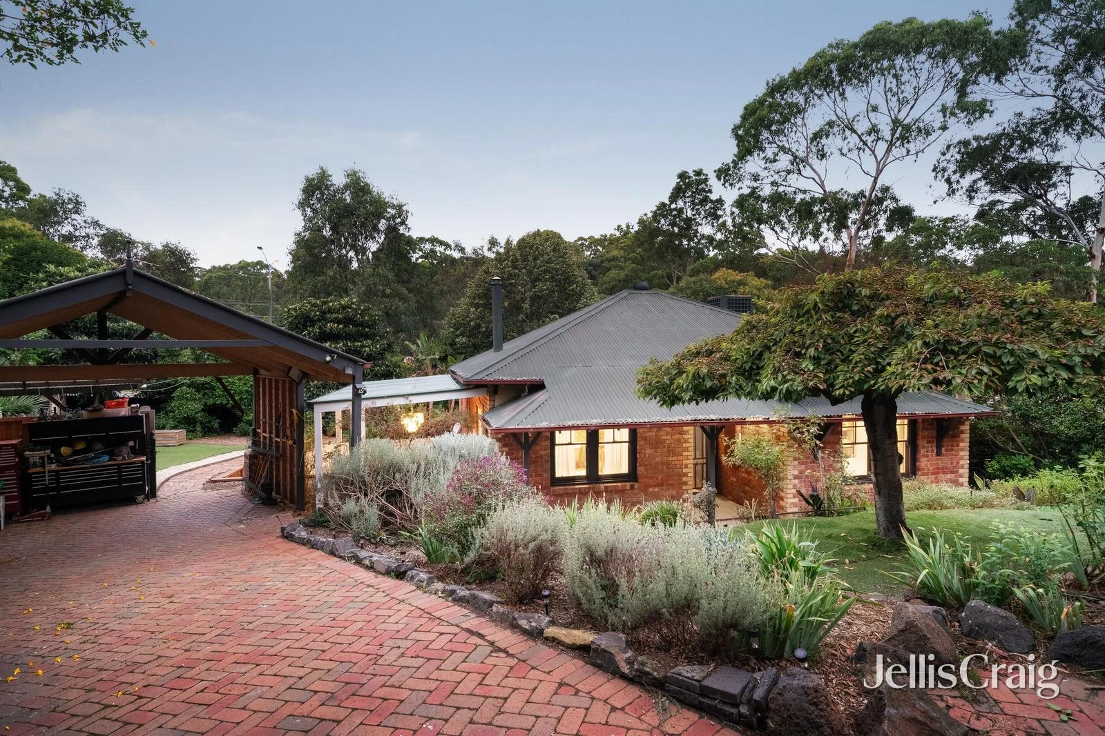 Additional image 13 of 4 Delpura Glen, Greensborough VIC 3088