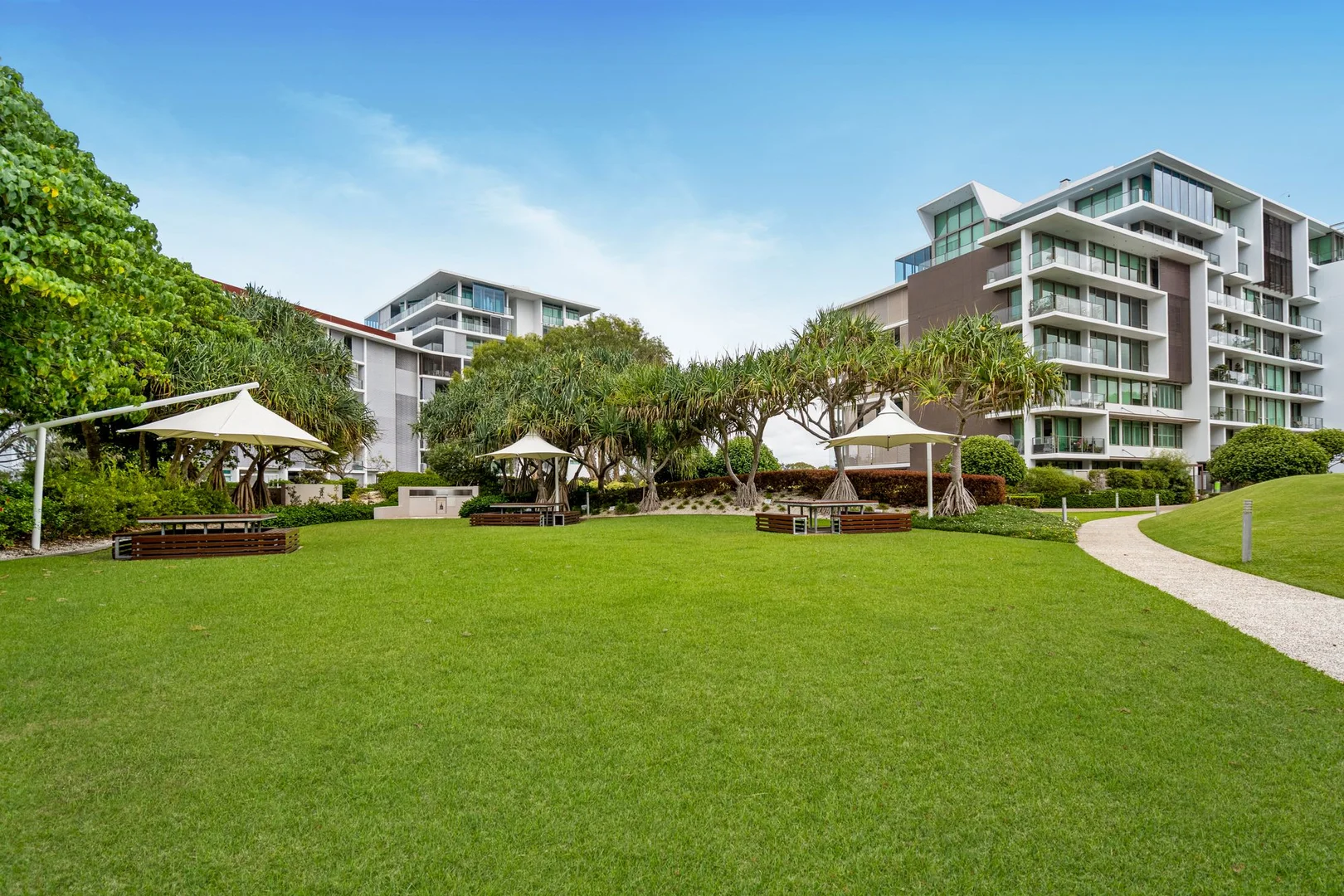 Additional image 21 of 30302/2 Ephraim Island, Paradise Point QLD 4216